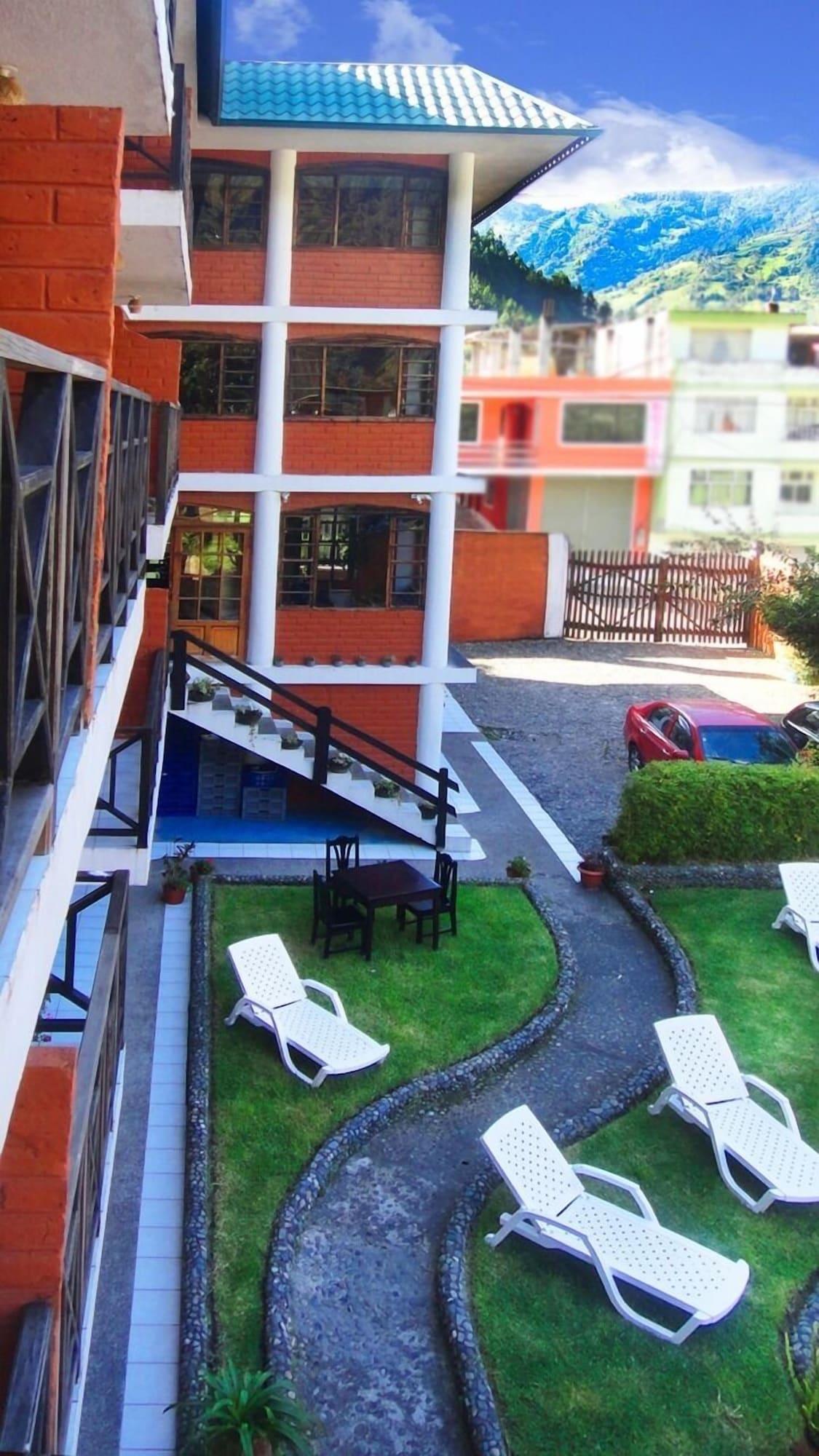Vista Exterior Alisamay