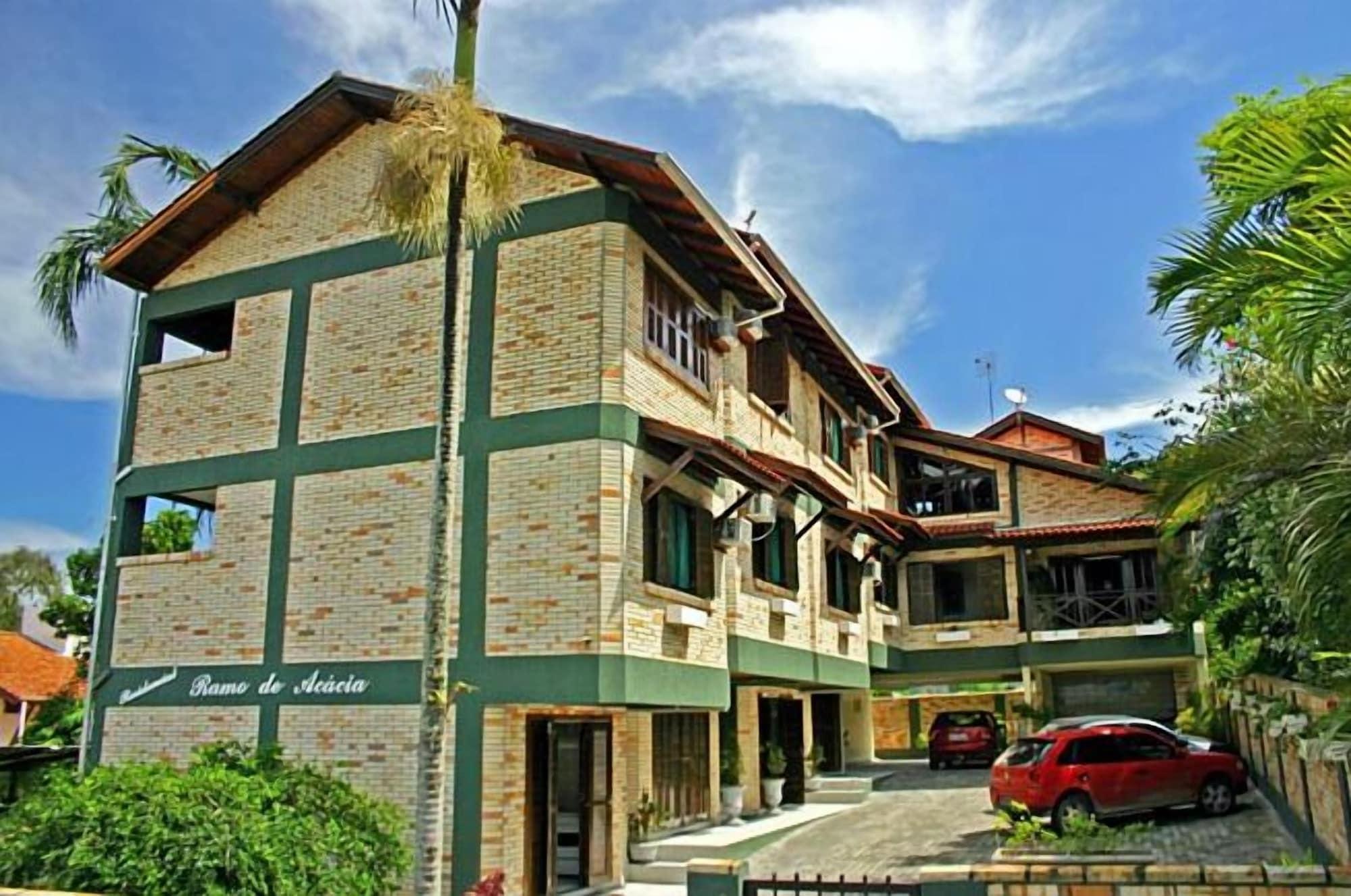 Varios Pousada Ramo de Acácia