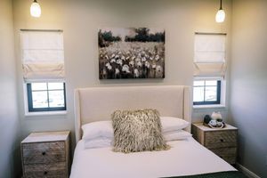 Alquiler Vacacional - The Pearl / Casita #8 - Private Porch, Luxury, Country Feels, Walk to Wineries
