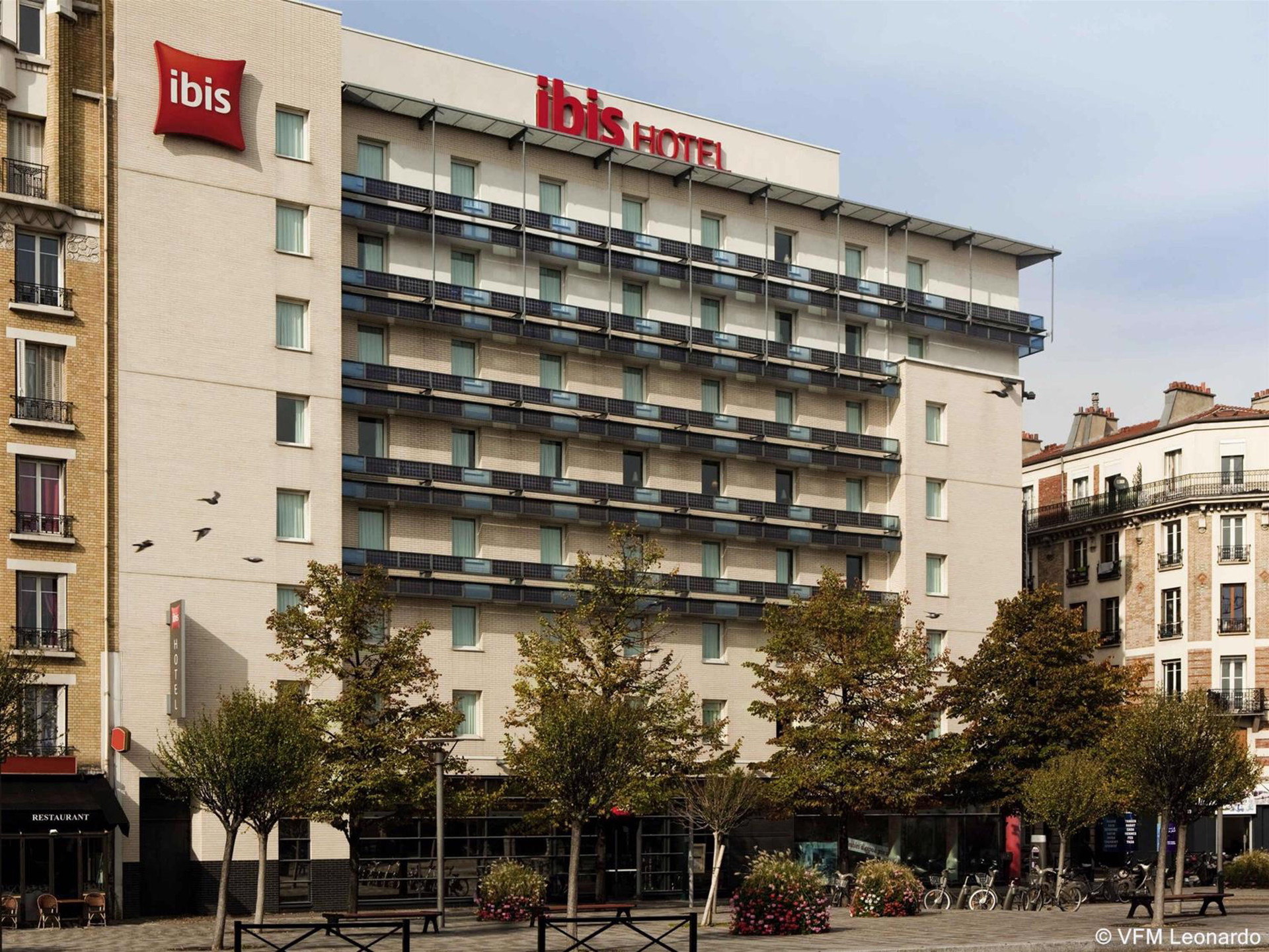 Vista Exterior ibis Paris Porte de Clichy Centre