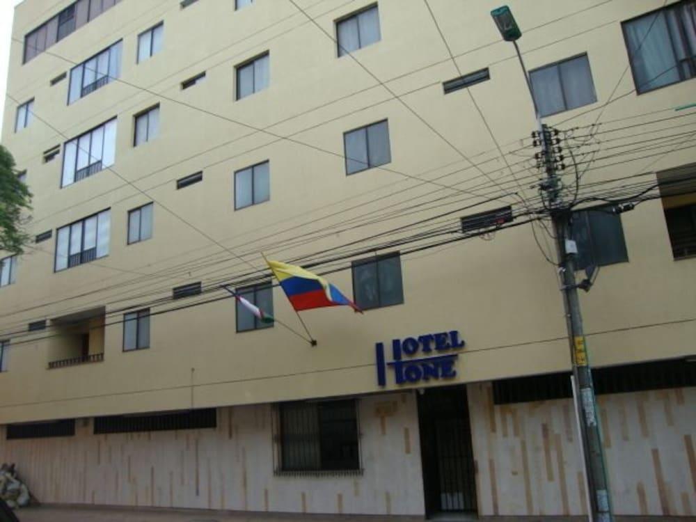 Varios Hotel Tone