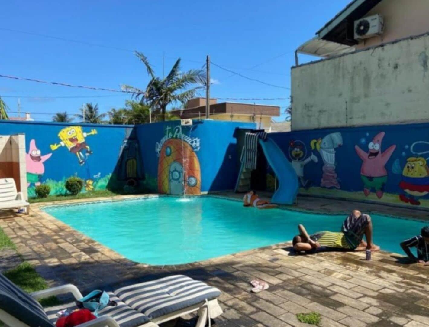 Vista Piscina Hostel Recanto Peruíbe