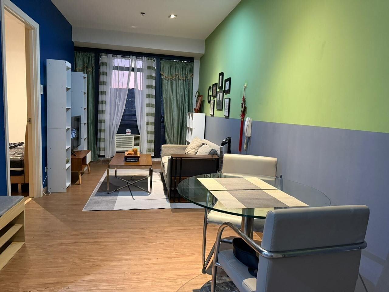 Comodidades del Alojamiento 2 bedrooms in makati with balcony