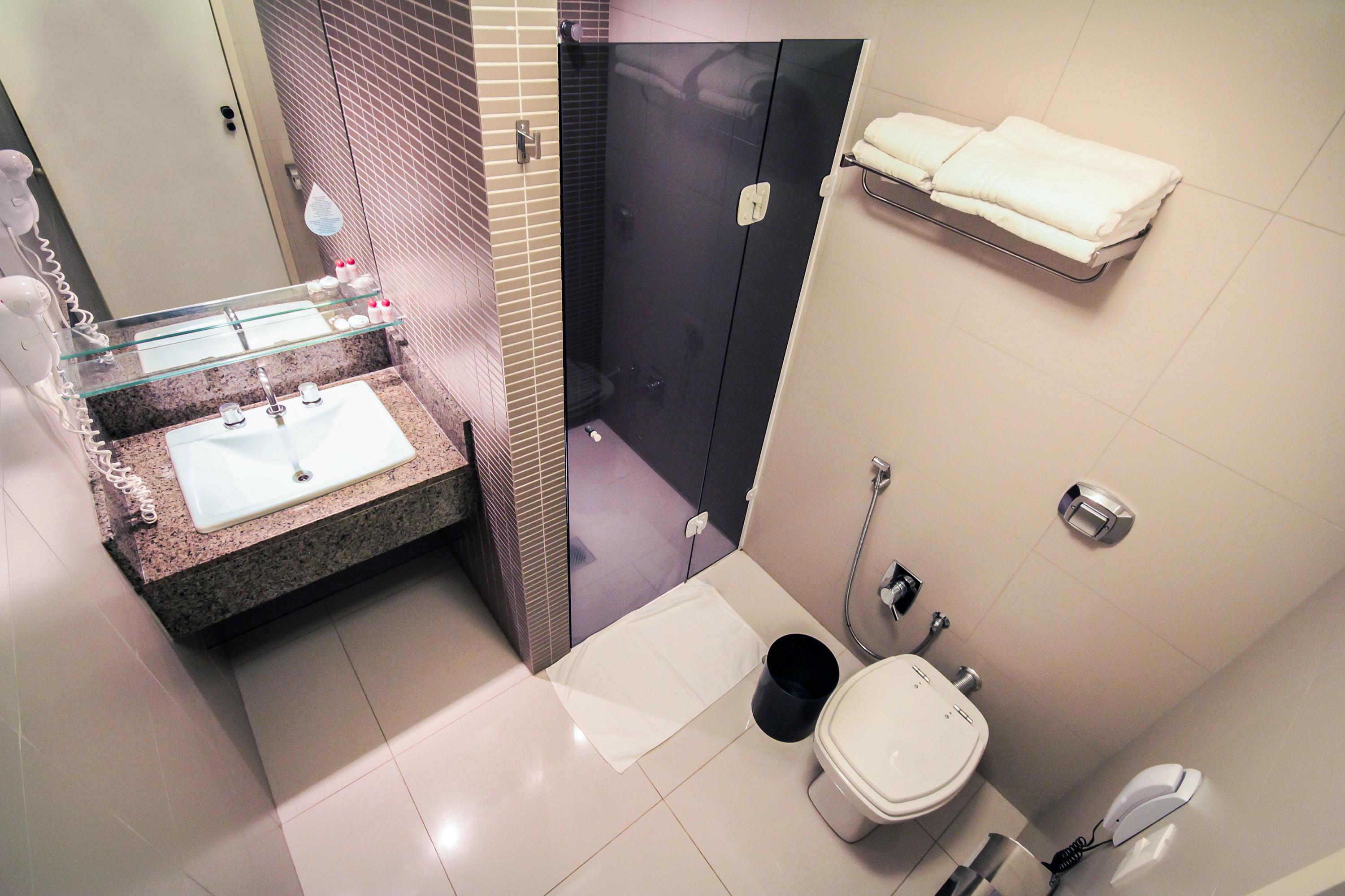 Equipamiento de Habitación Rafain Palace Hotel & Convention