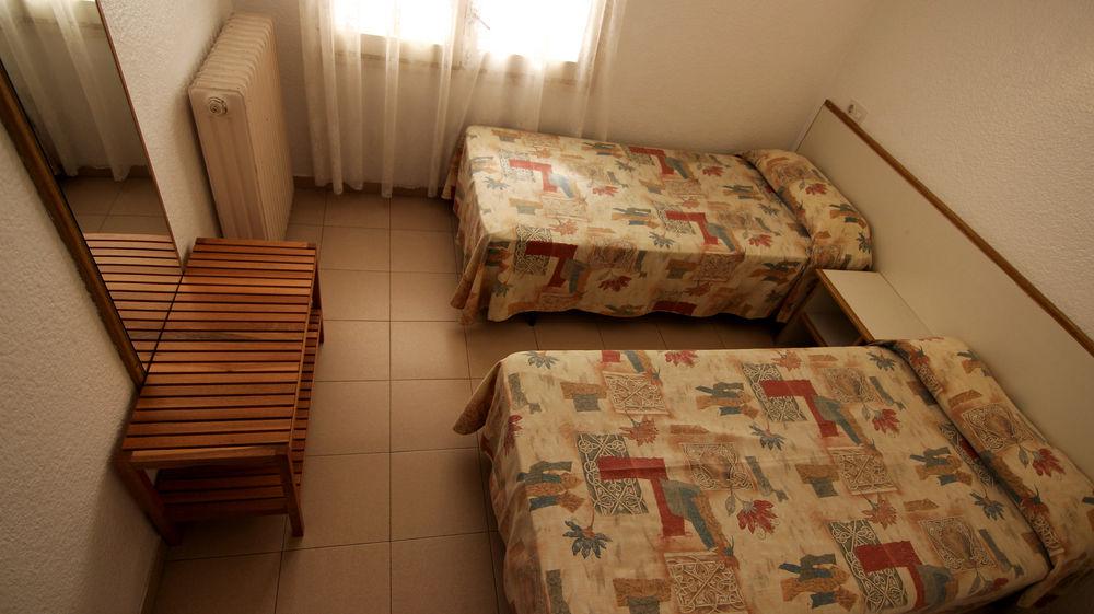 Apartamentos Vistamar/ Zodiac LLoret by null