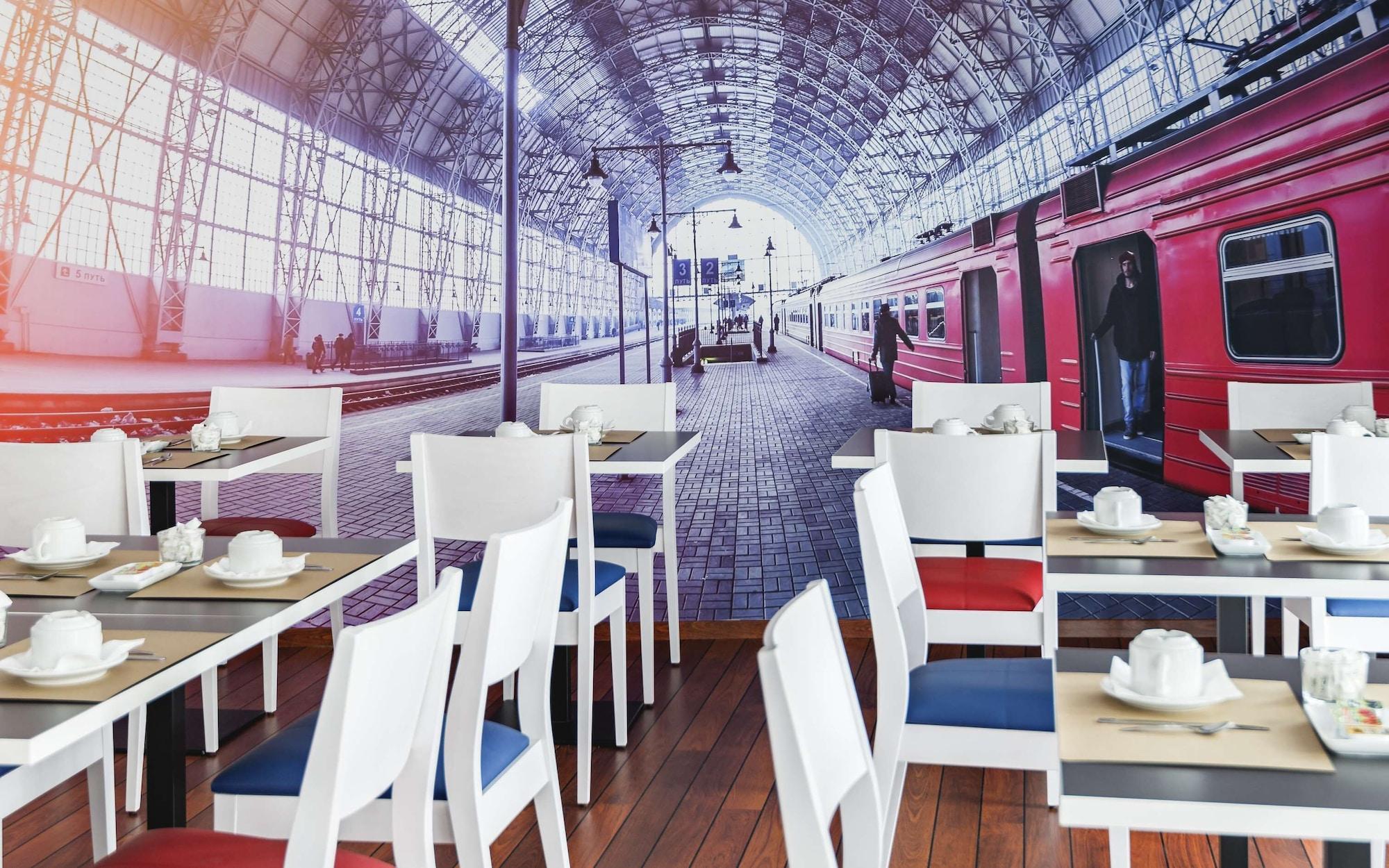 Varios Brit Hotel De Paris