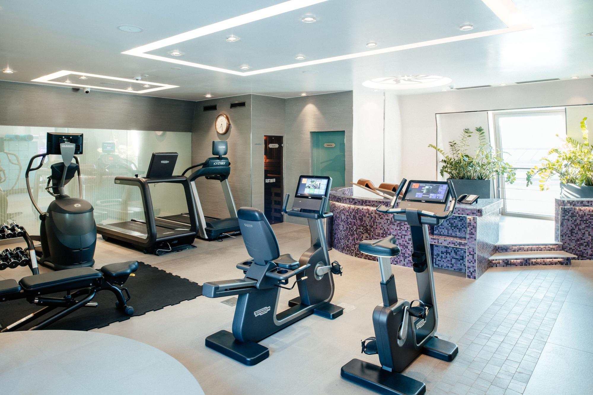 Gimnasio Grand Hotel Suisse Majestic, Autograph Collection