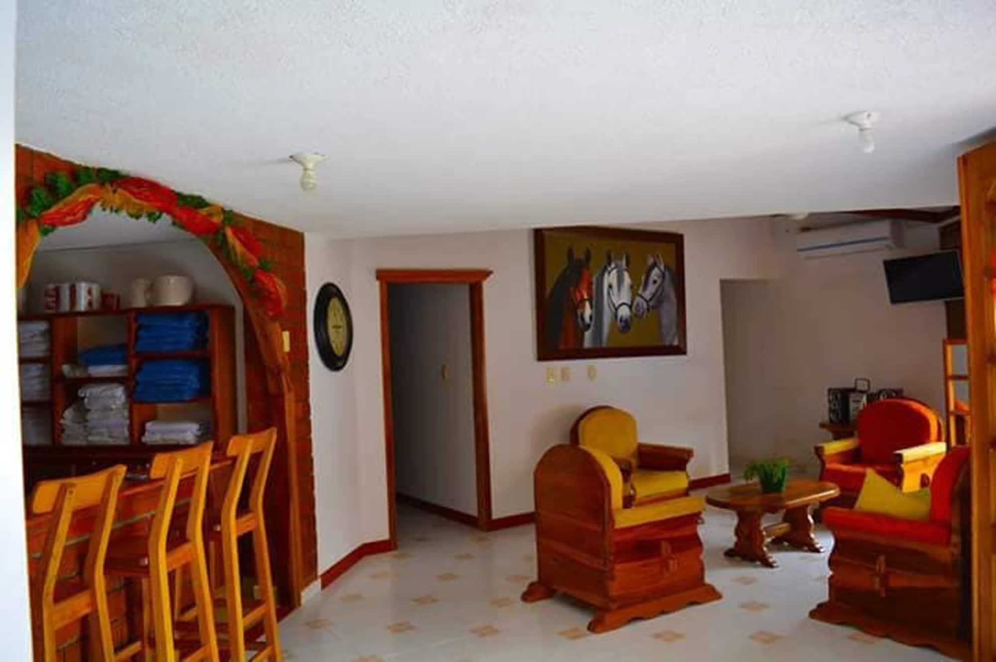 Vista Lobby Hostal Valle De Las Camelias