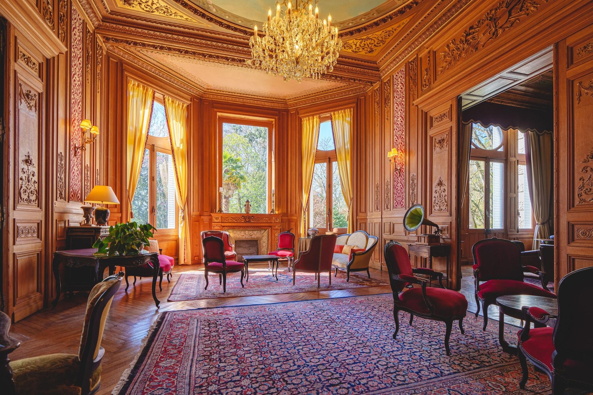 Vista Lobby Château La Comtesse de Loire & Spa
