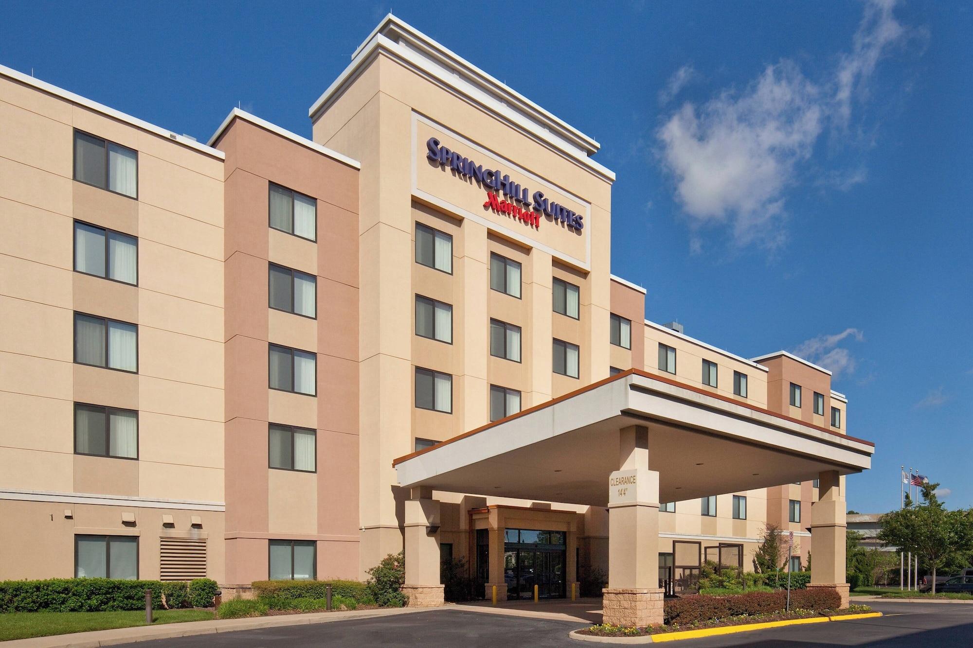 Vista Exterior SpringHill Suites by Marriott Chesapeake Greenbrier