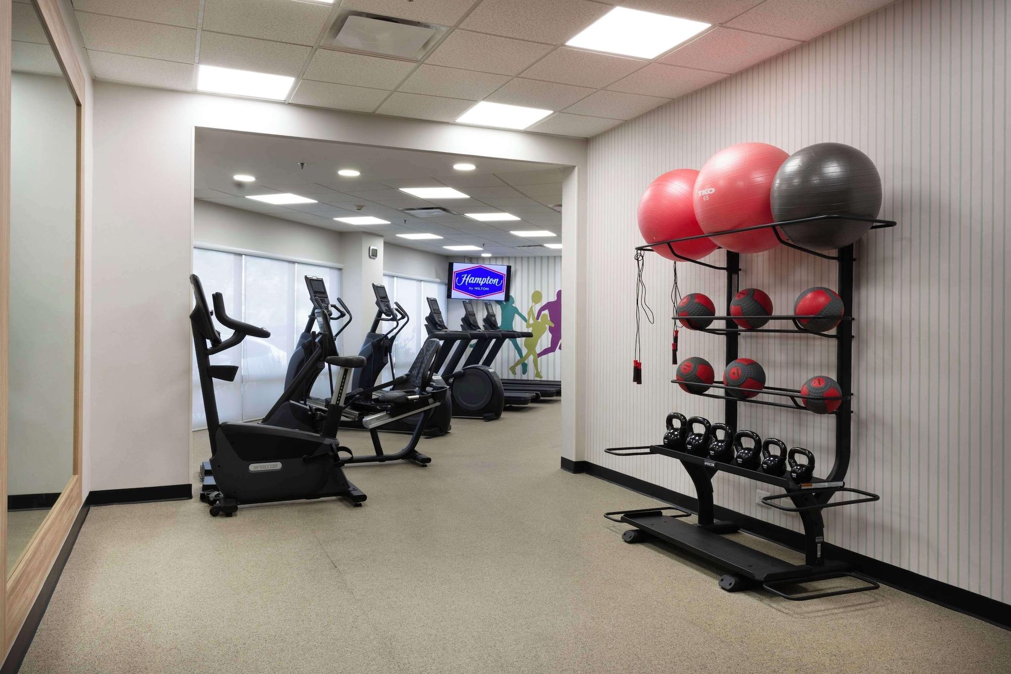 Gimnasio Hampton by Hilton Saltillo