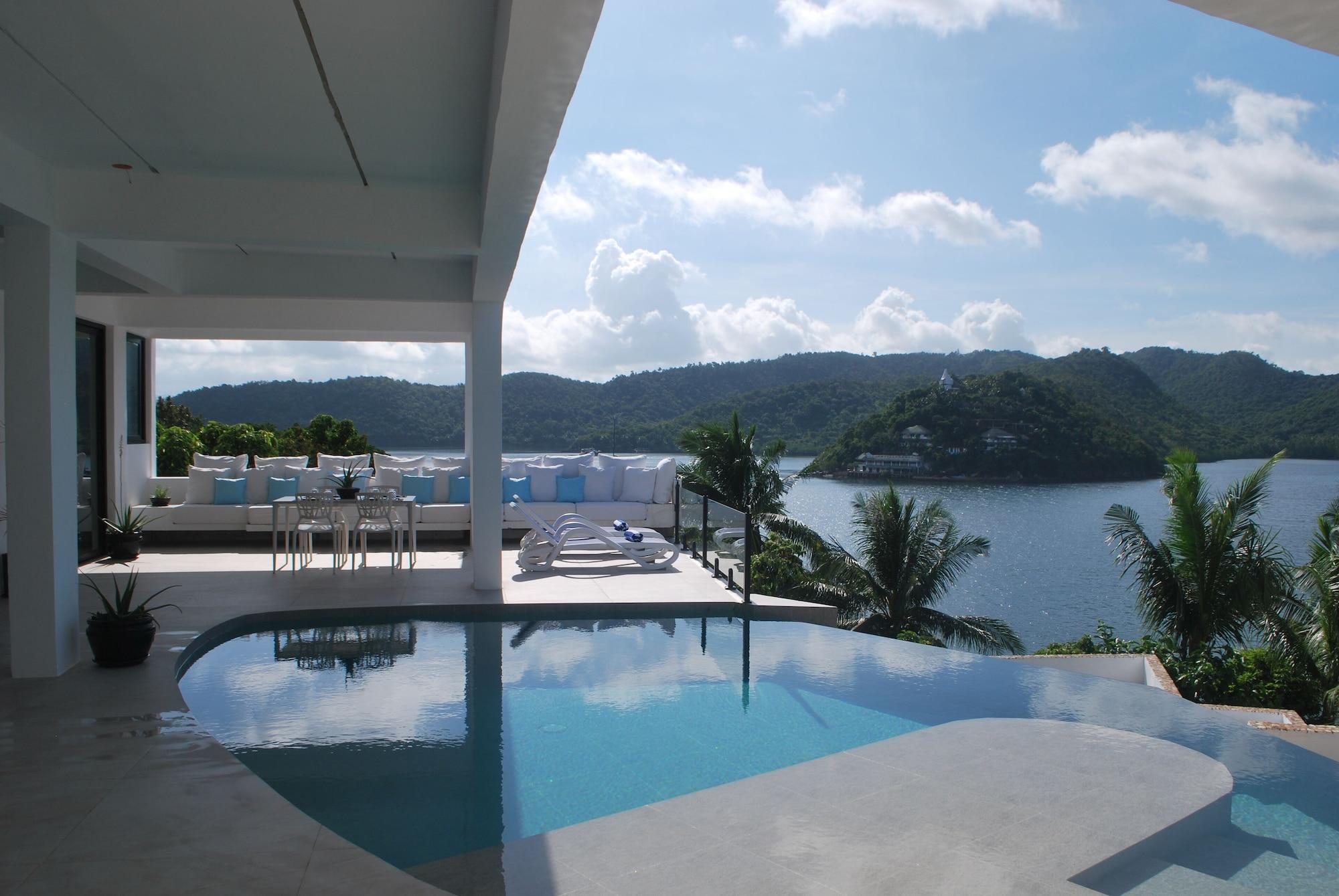 Vista Exterior Stunning luxe 220sm villa by the sea entirely private with own pool