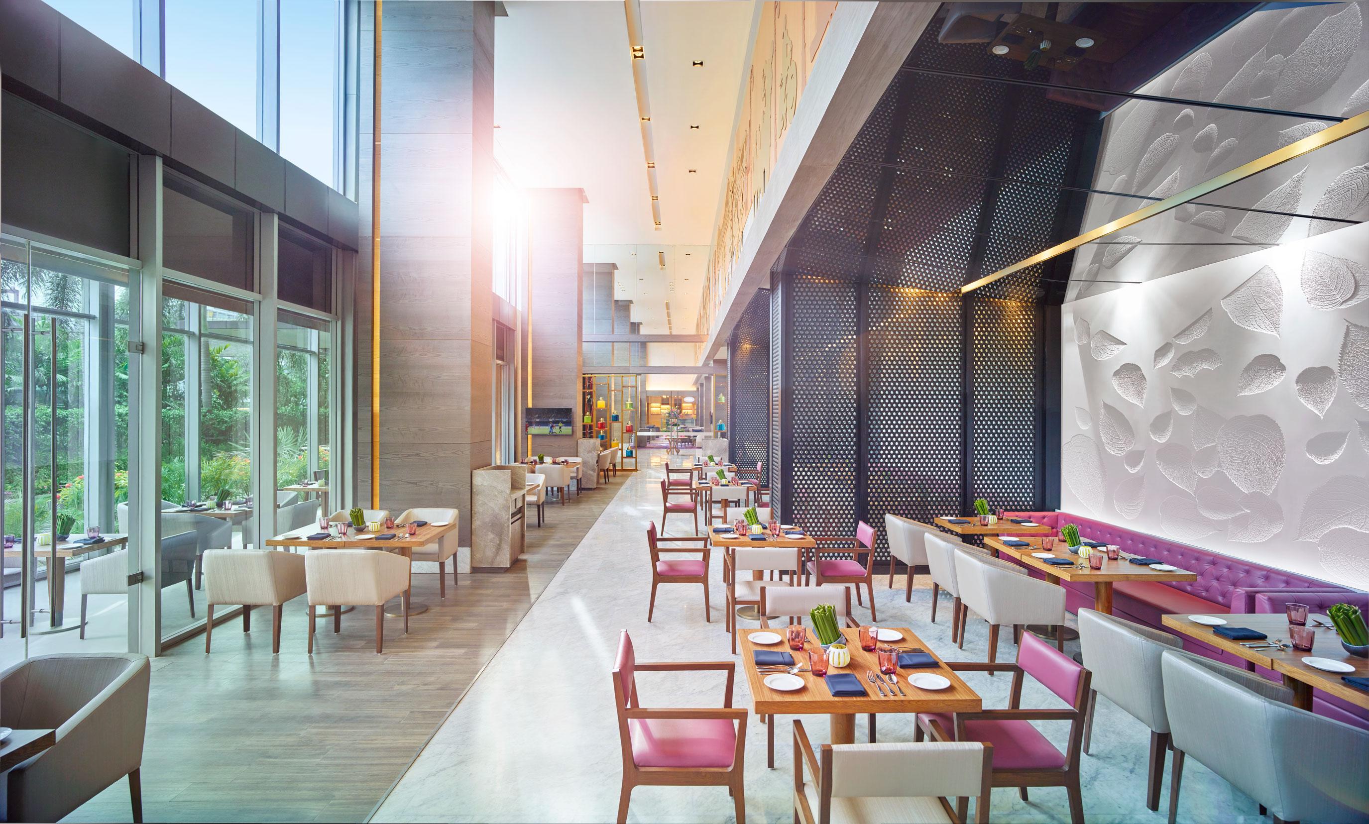 Restaurant Vivanta Kolkata EM Bypass