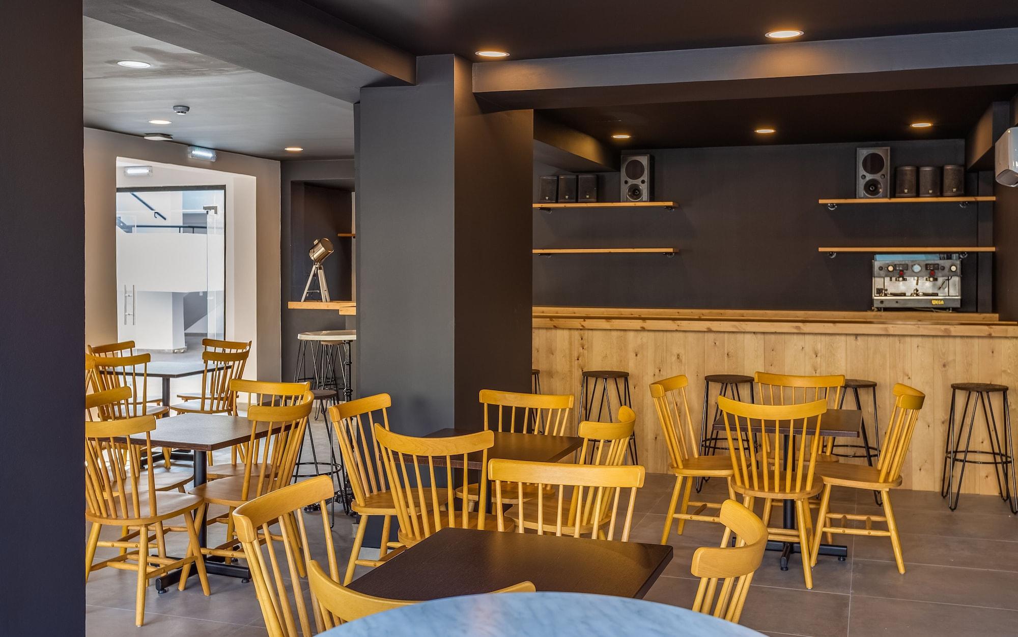 Restaurant Zoi ayia Napa hotel