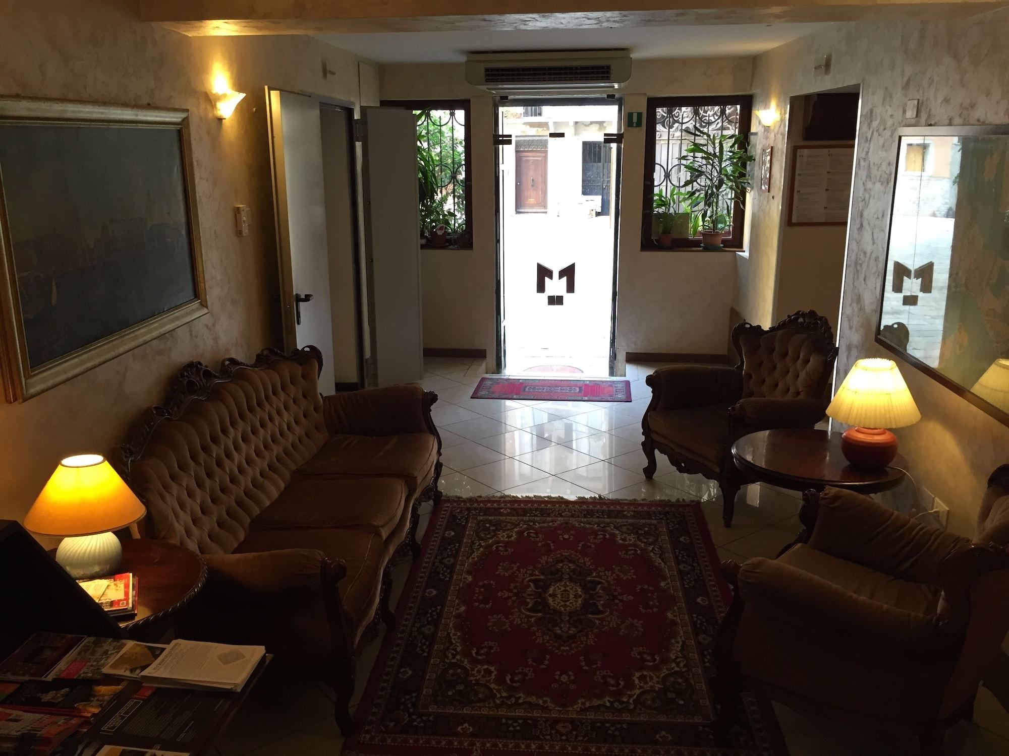 Sala de Reuniones Malibran