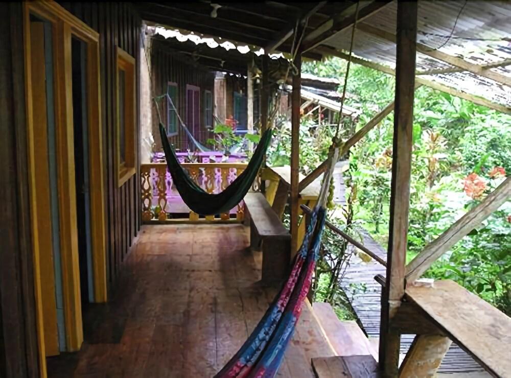 Equipamiento de Habitación Playa Chiquita Lodge