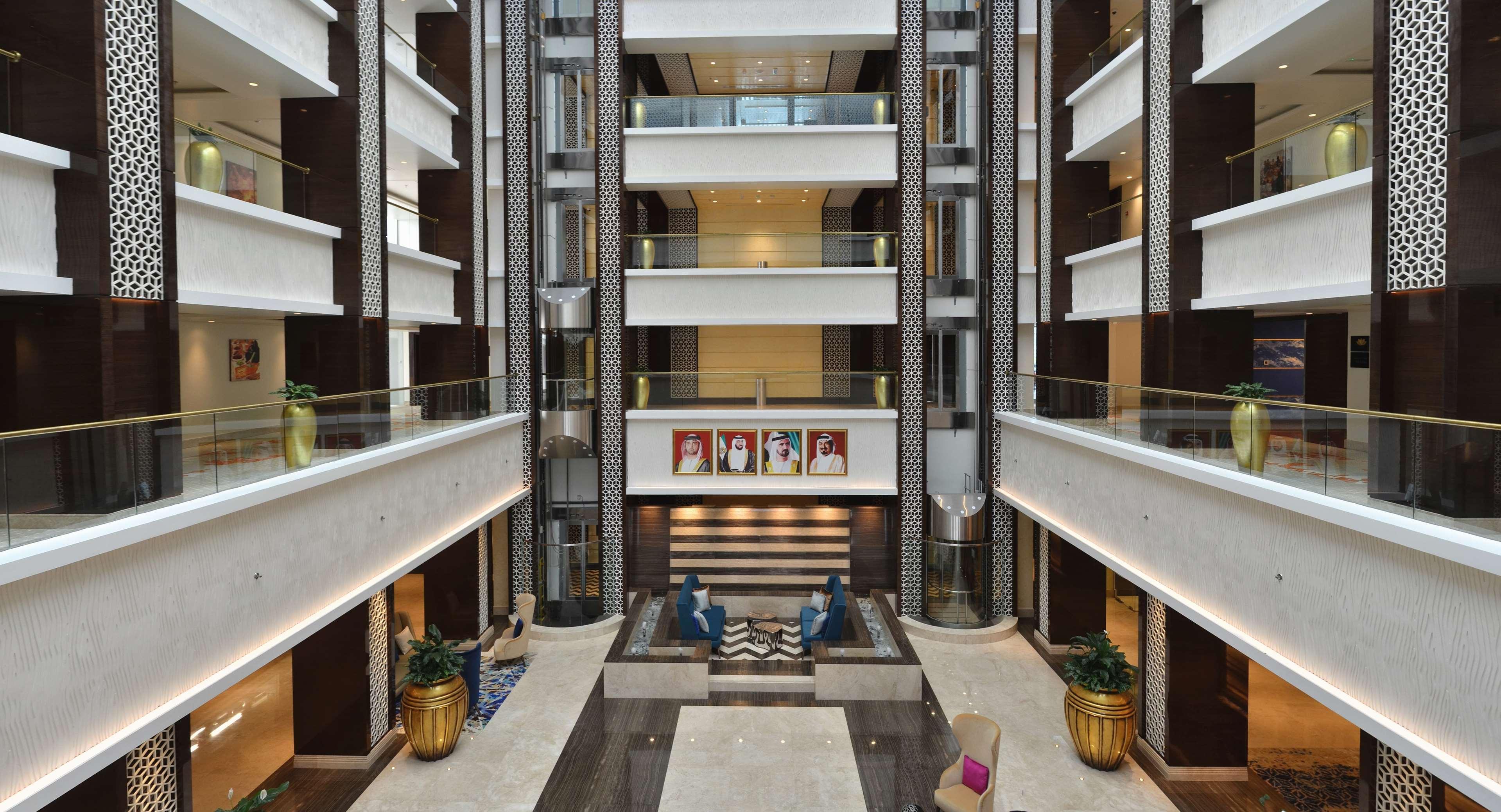 Vista Lobby Radisson Blu Hotel, Ajman