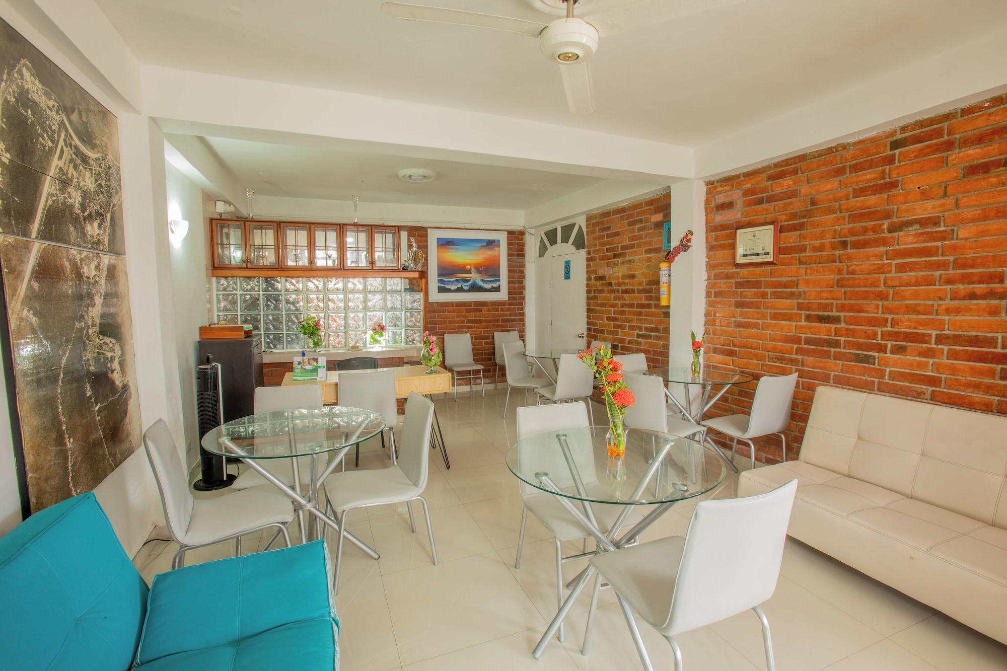 Restaurant HOTEL VERANO AZUL