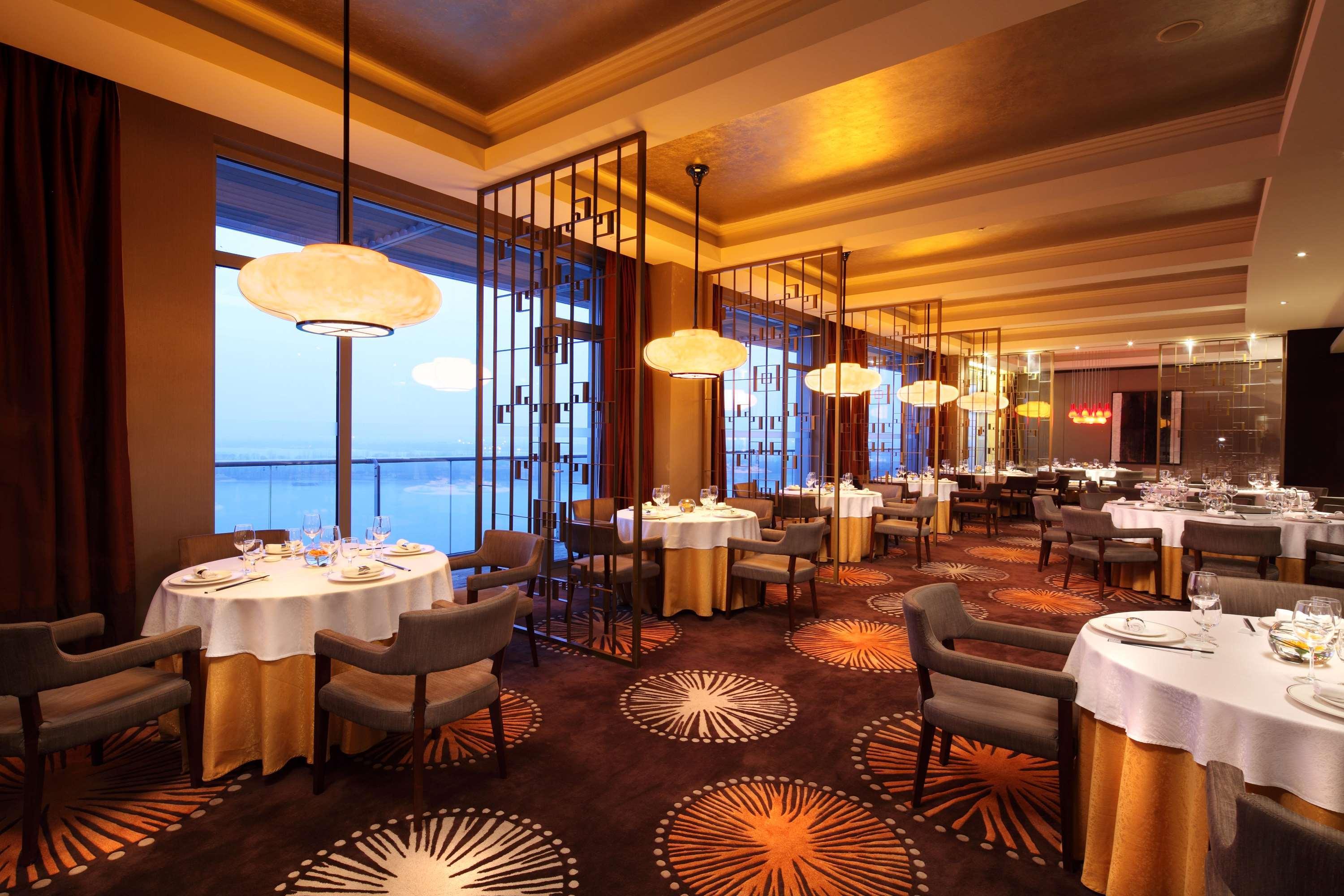 Restaurant Hilton Nanjing Riverside