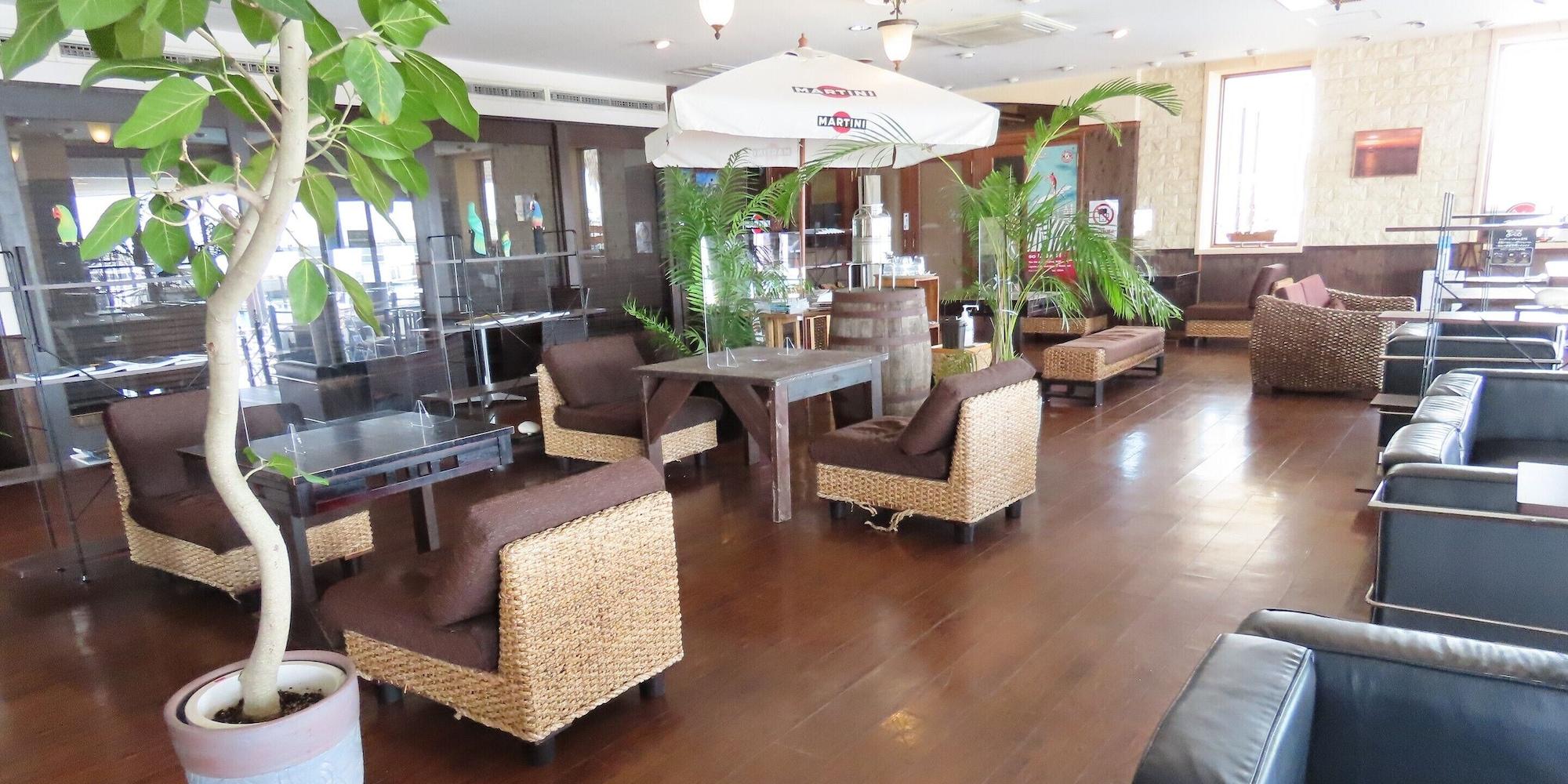 Bar/Salón HULL Osaka Hokko Marina