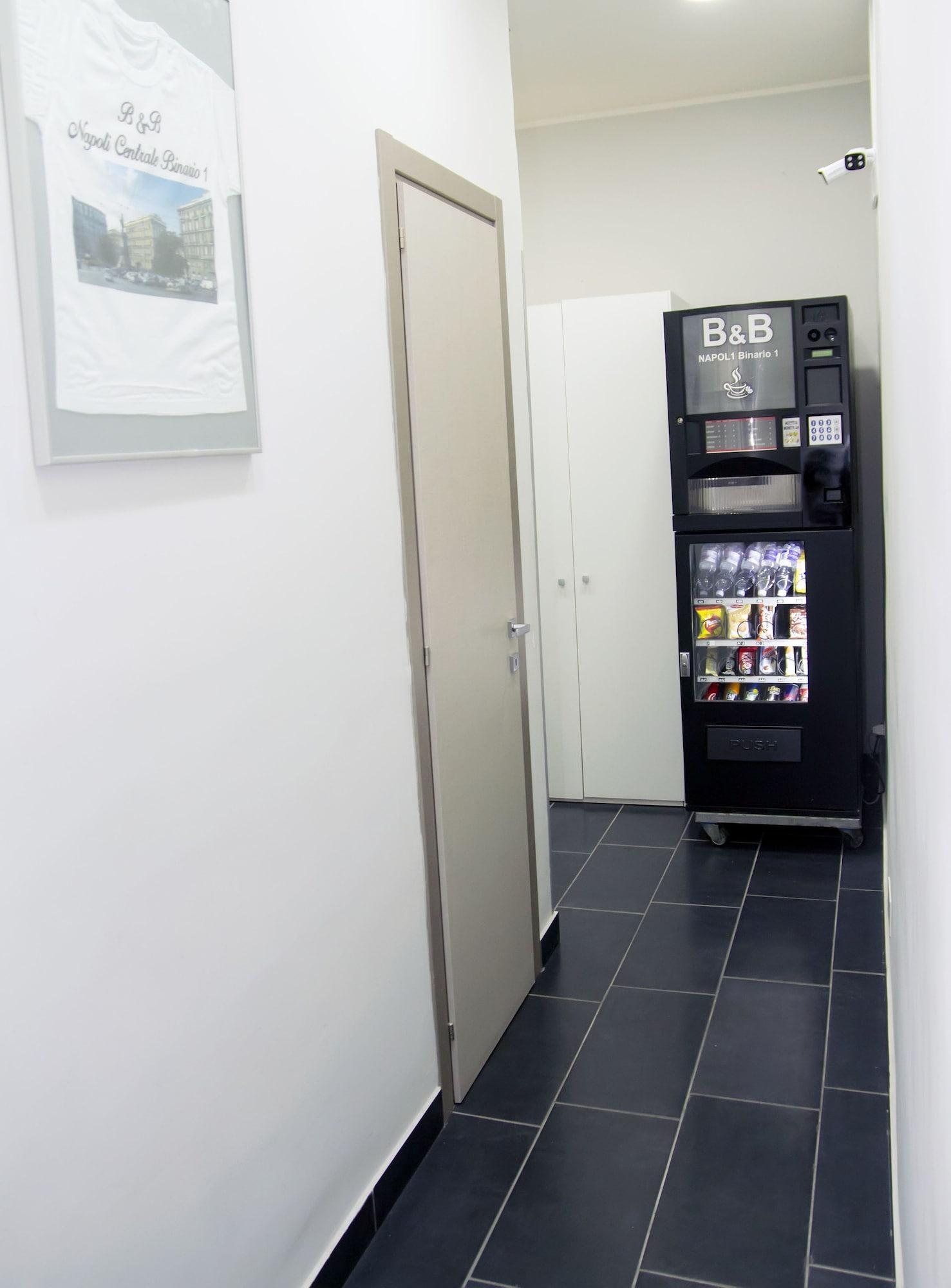 Instalaciones Recreativas B&B Napoli Binario1