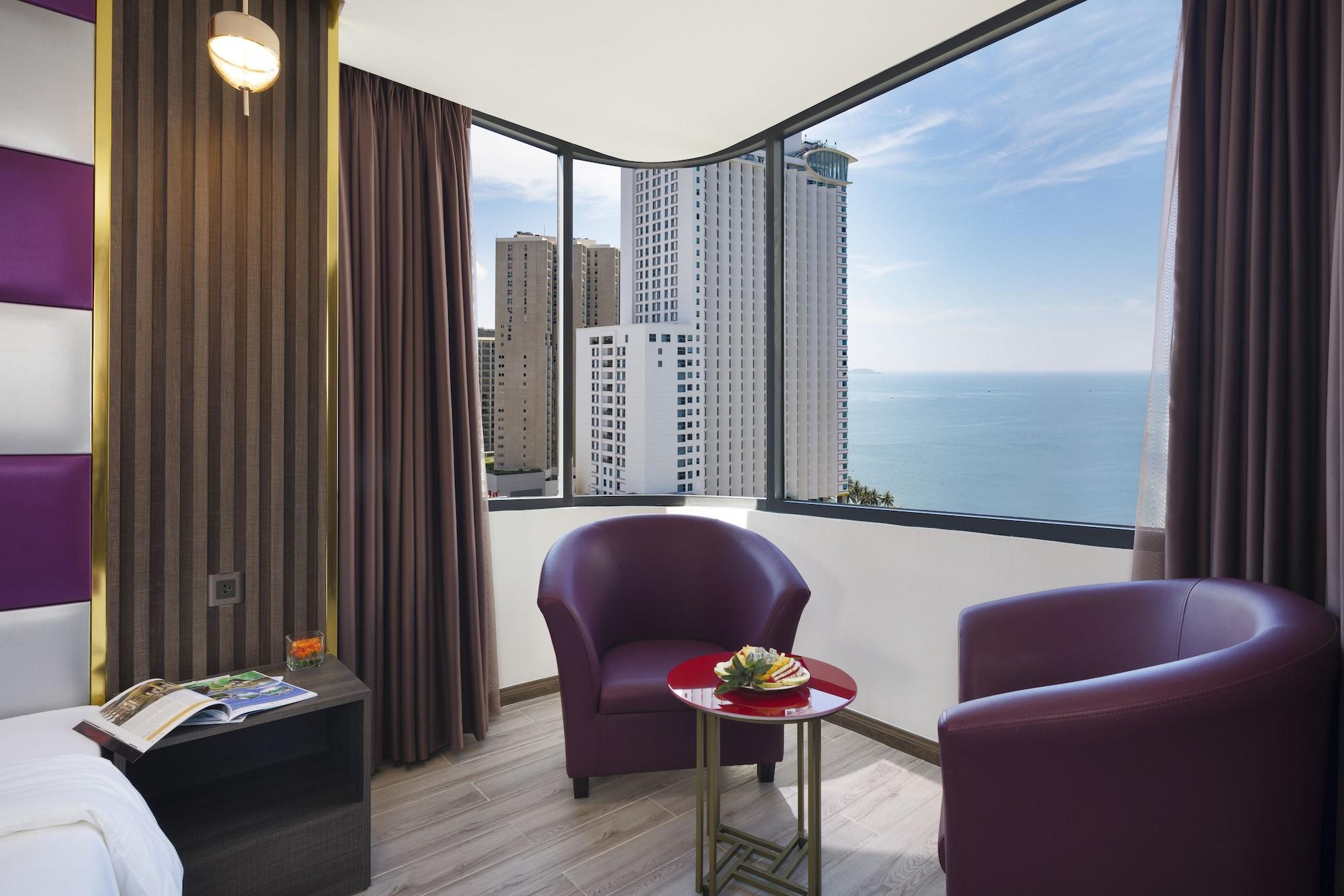 Playa V Hotel Nha Trang