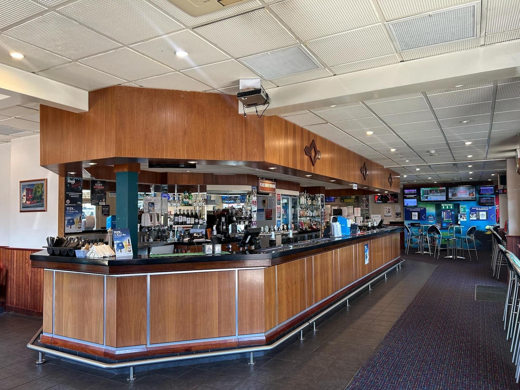 Bar/Salón Woolpack Hotel Tumut