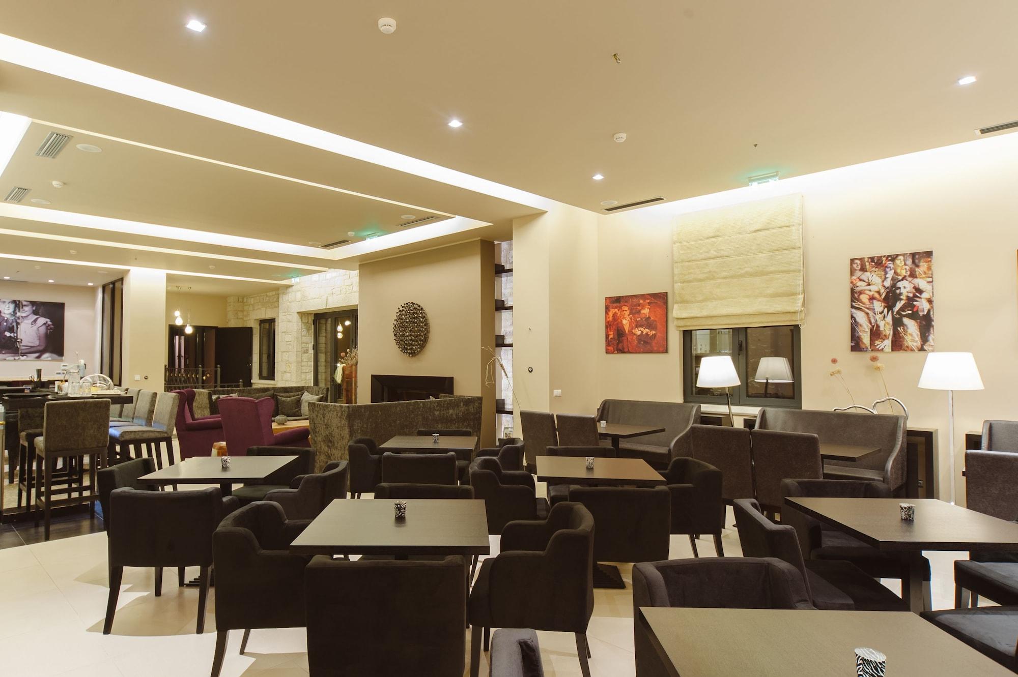 Restaurant Levidi Suites