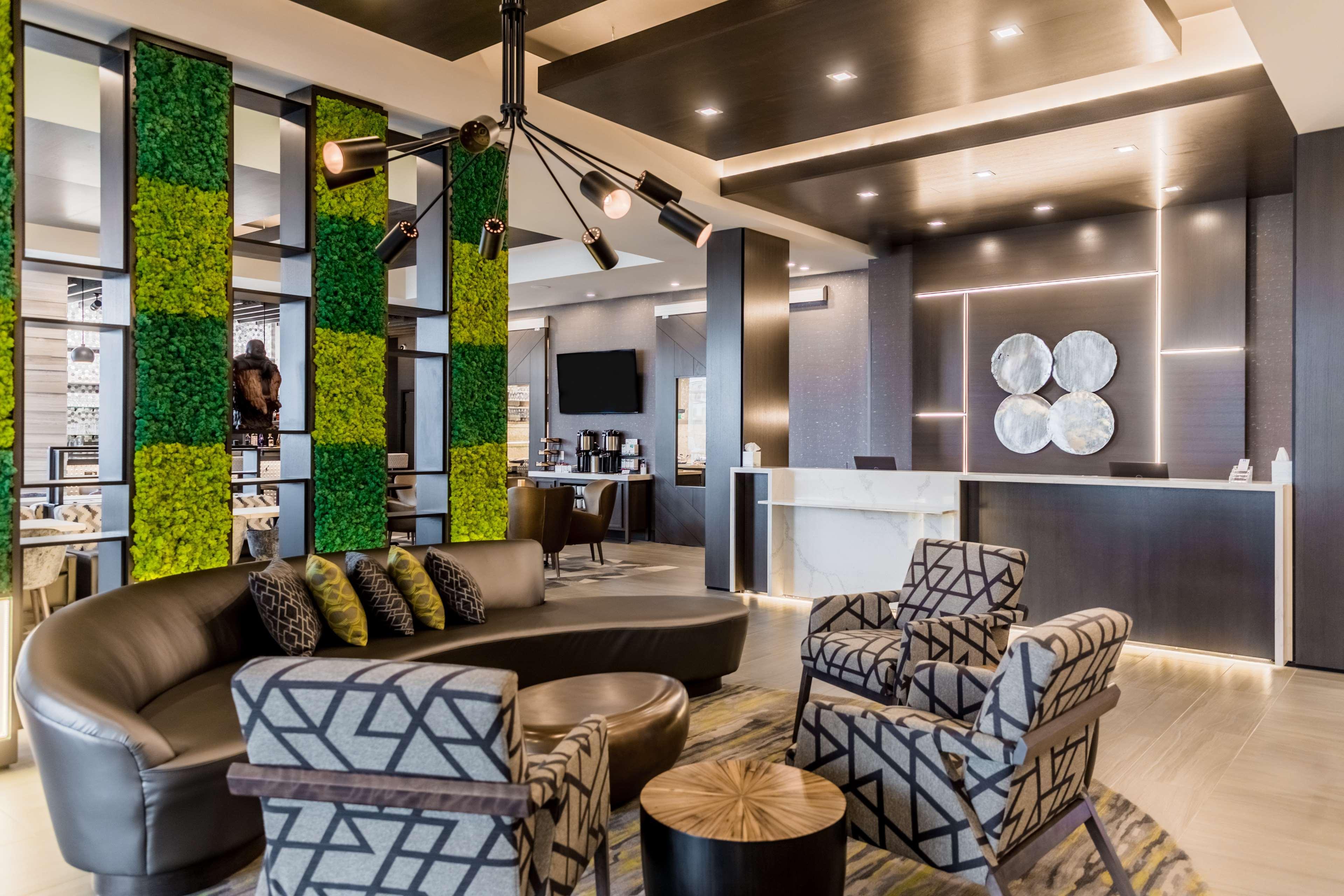 Vista Lobby Hyatt House Winnipeg-South/Outlet Collection