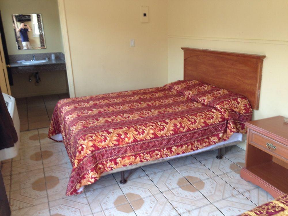 Hotel Lincoln Park Motel