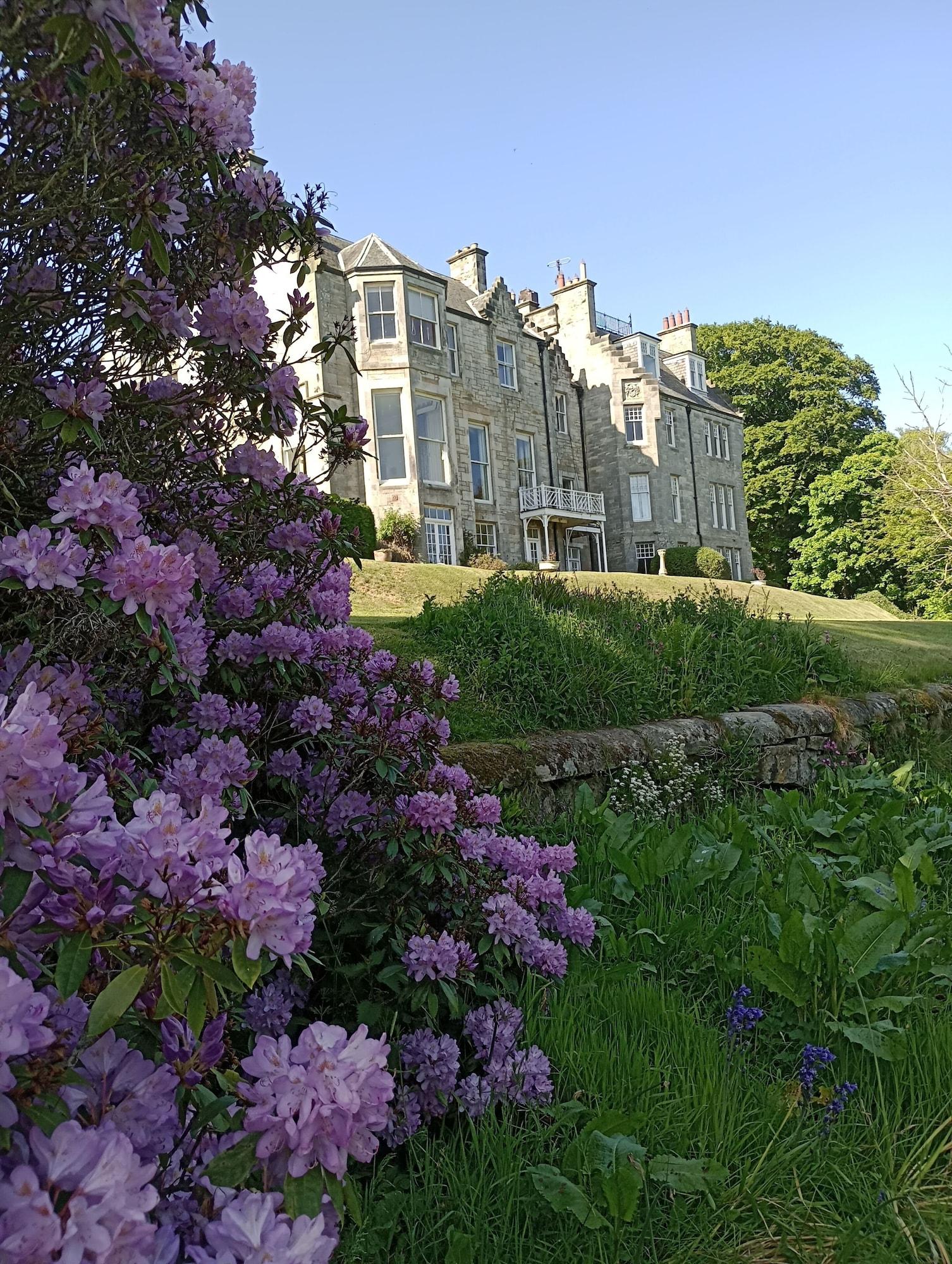 Vista Exterior Stravithie Castle