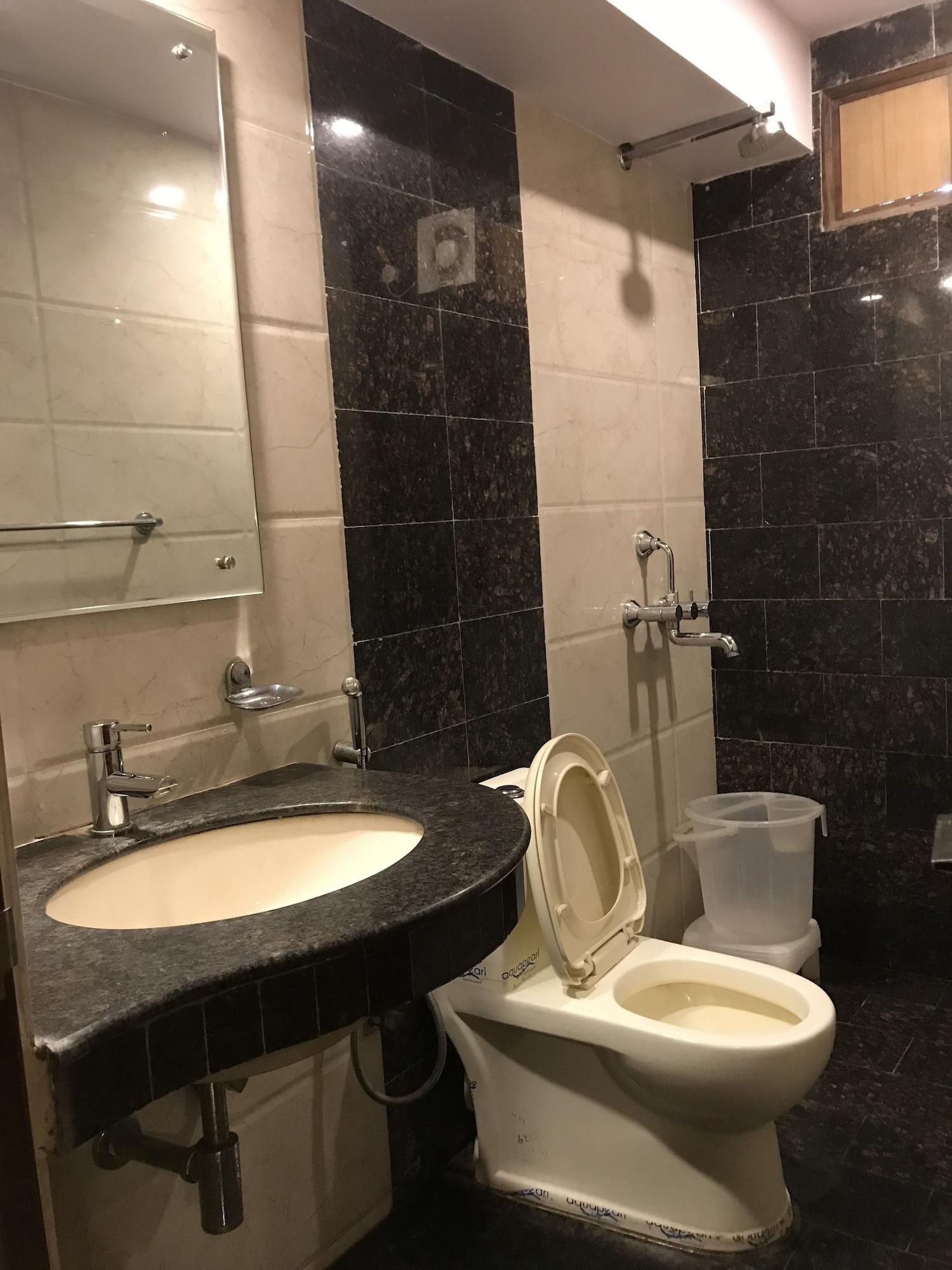 Equipamiento de Habitación Hotel Avtar At New Delhi Railway Station
