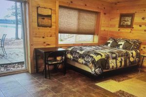 Alquiler Vacacional - True UP experience awaits you in this comfortable and cozy lakefront home