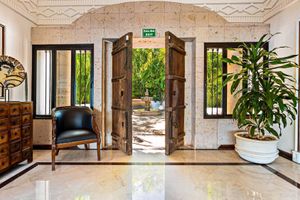 Alquiler Vacacional - Luxury Ocean Front 6 Bedroom Villa w/ Private Pool & Sand Beach, Full Staff!