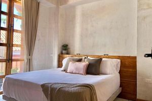 Alquiler Vacacional - Casa San Antonio, Designer Villa w / Rooftop Pool.