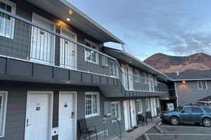 Alojamiento - Kings Motor Inn