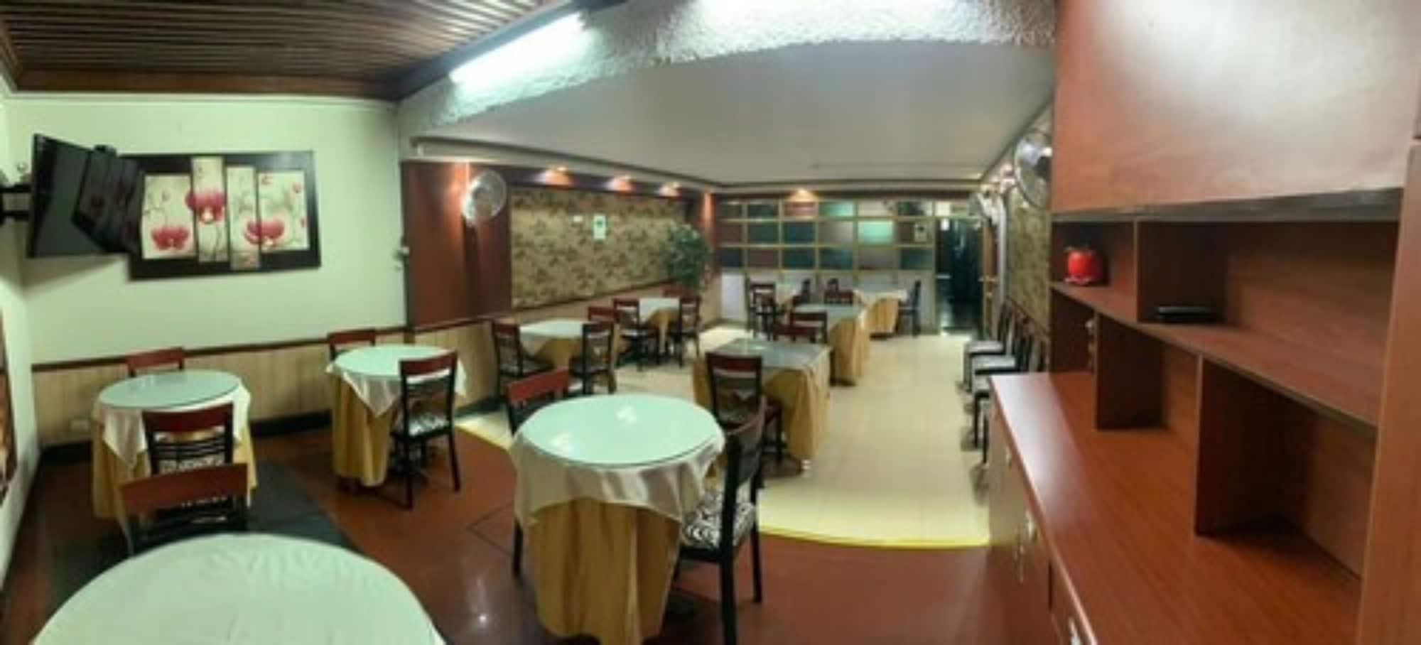 Restaurant Oro Inn Hotel