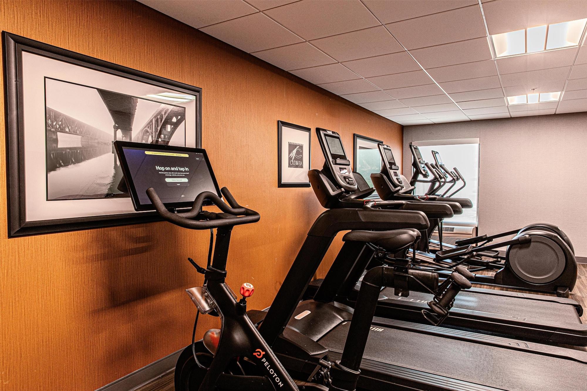 Gimnasio Hampton Inn Salisbury