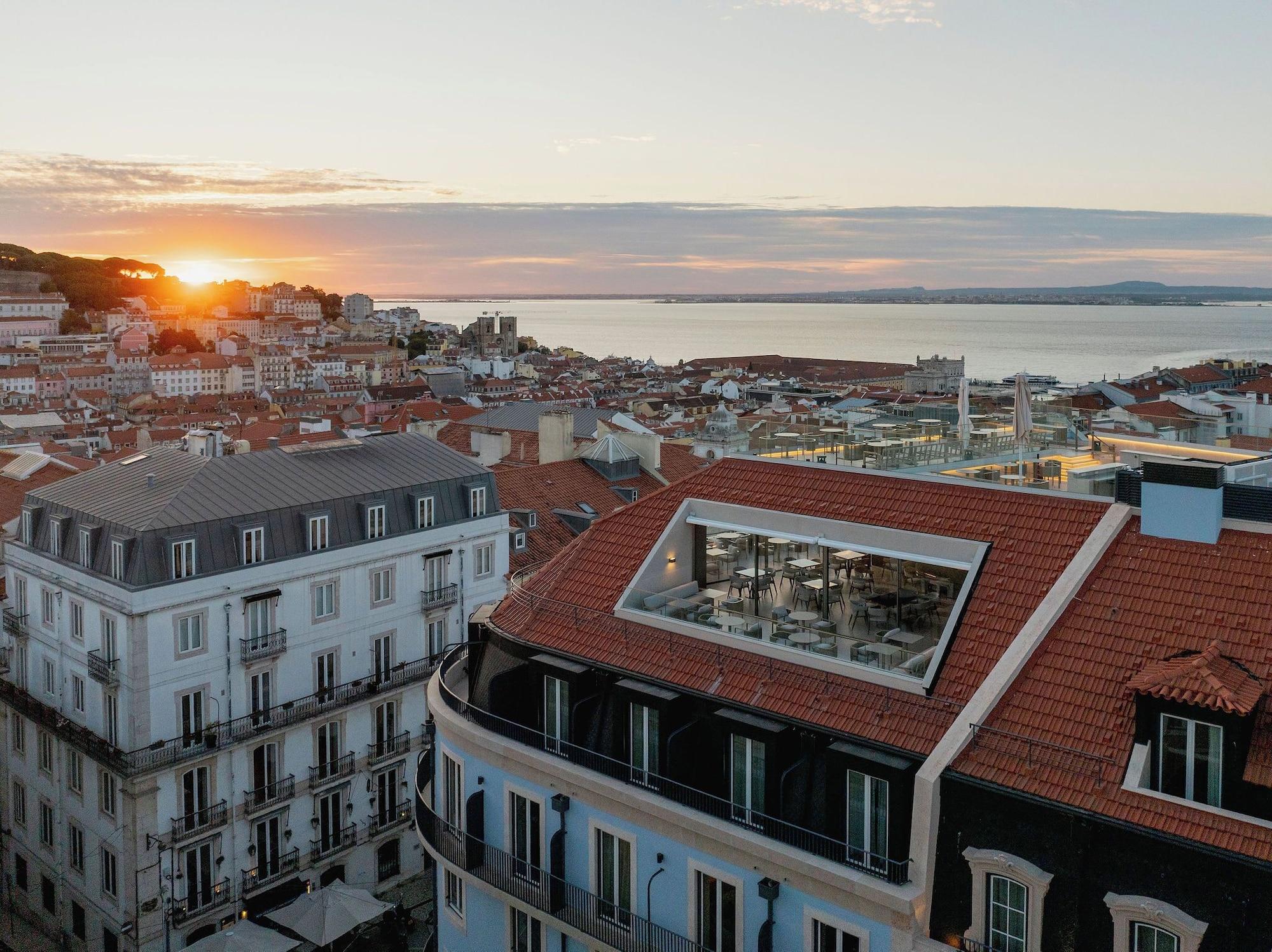 Vista Exterior Lisbon Chiado Hotel & SPA