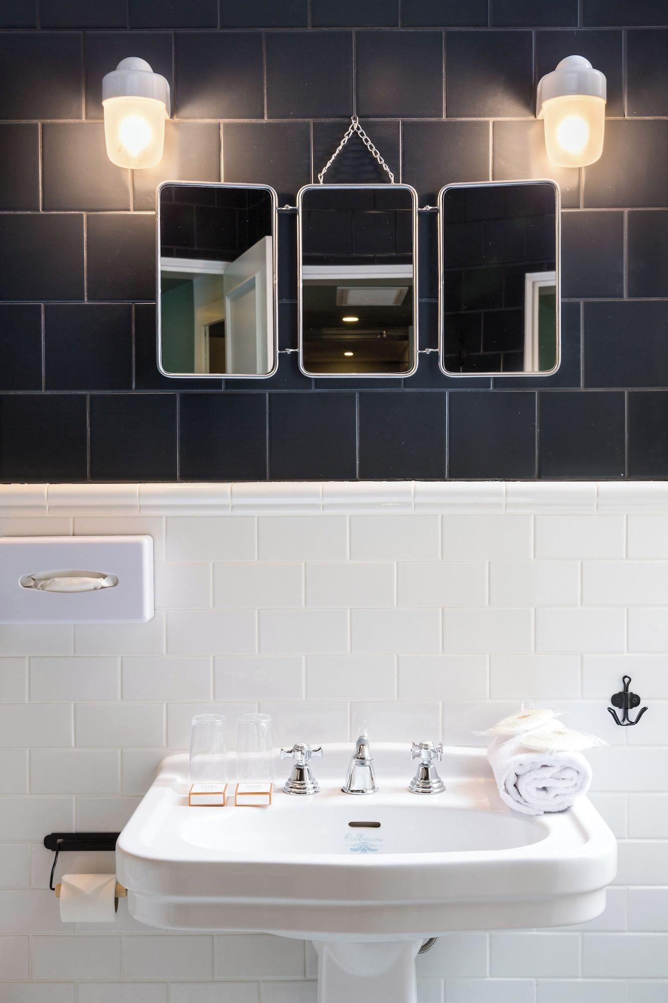 Equipamiento de Habitación Hotel Silky by HappyCulture