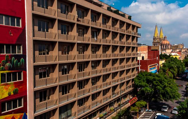 Hotel Fenix - Hoteles 4 estrellas en Guadalajara, Jalisco