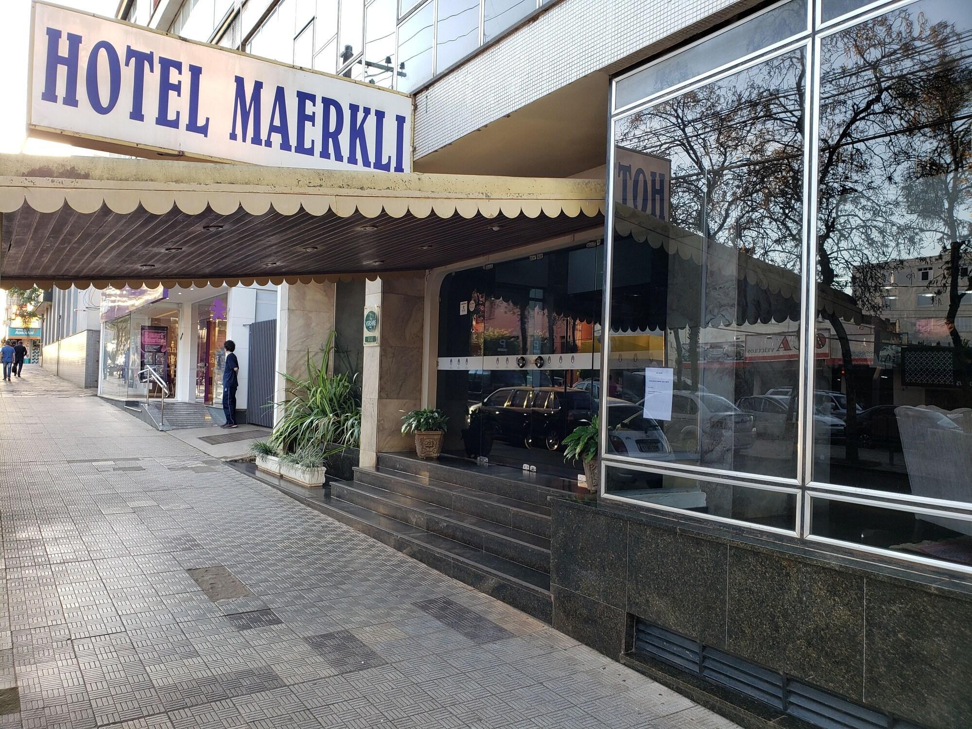 Vista Exterior Hotel Maerkli