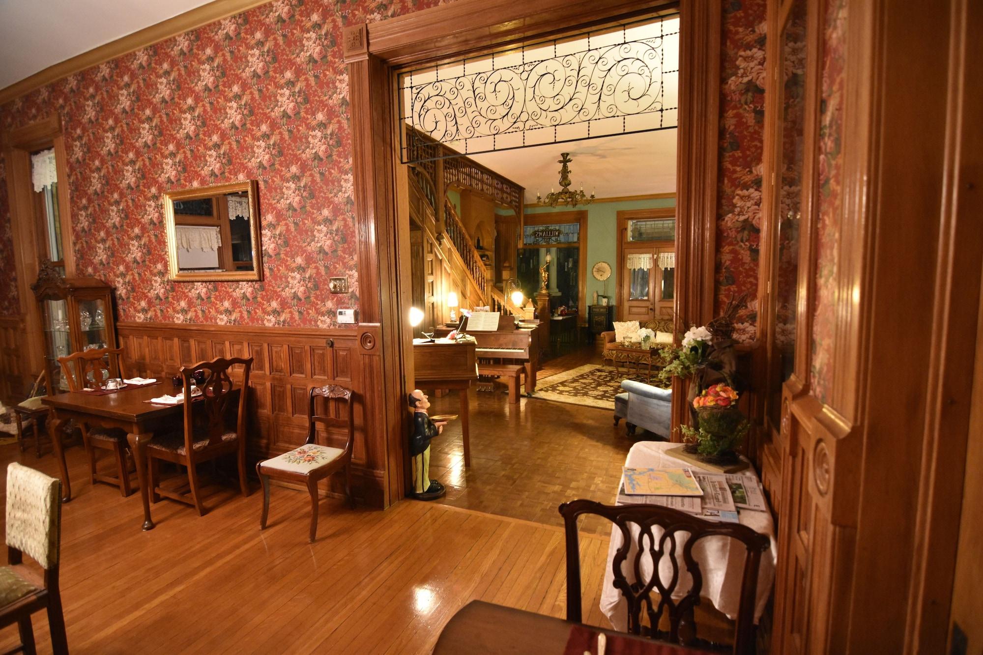 Restaurant 1890 Williams House Inn