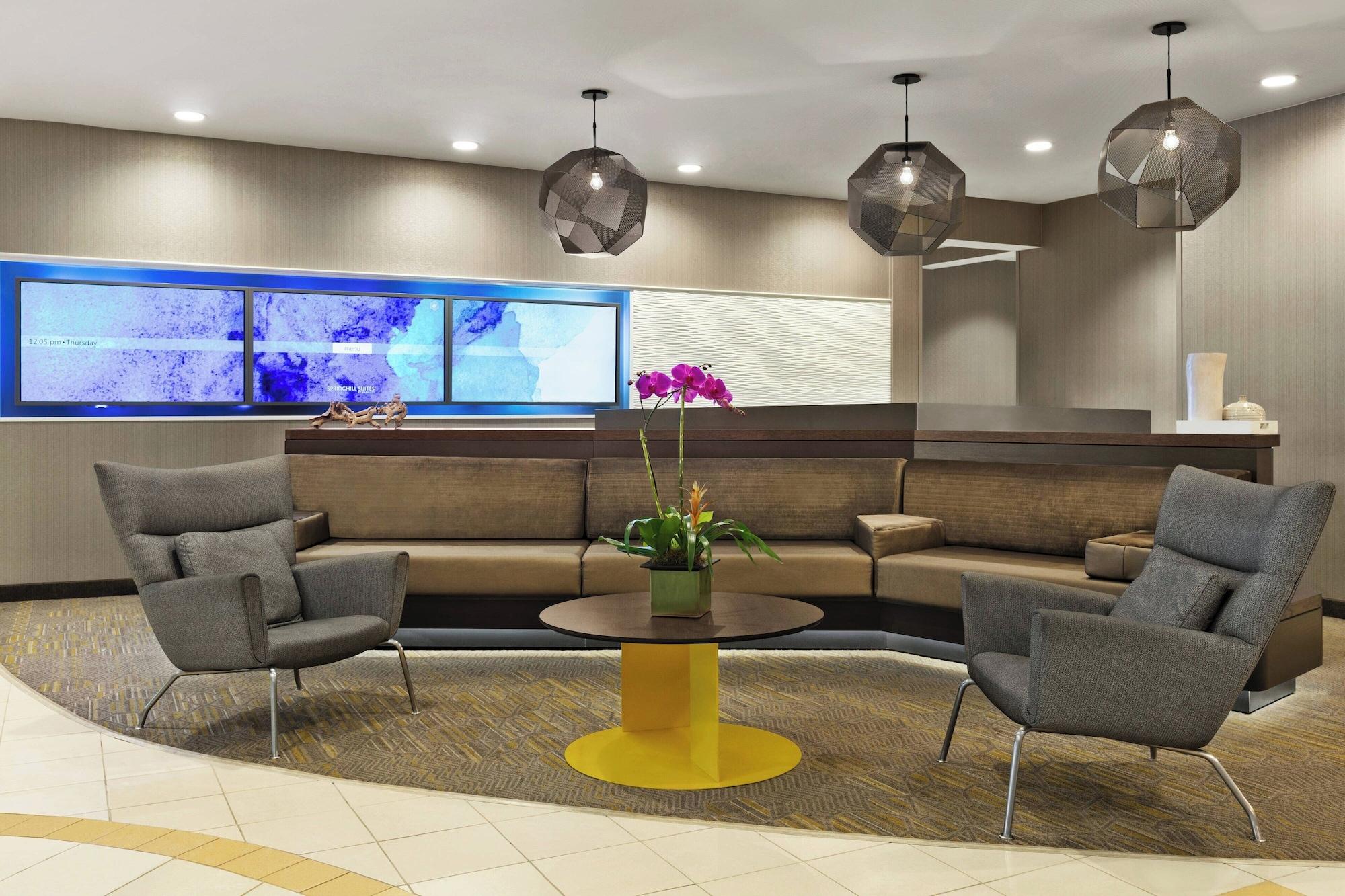 Vista Lobby SpringHill Suites by Marriott Dulles Airport