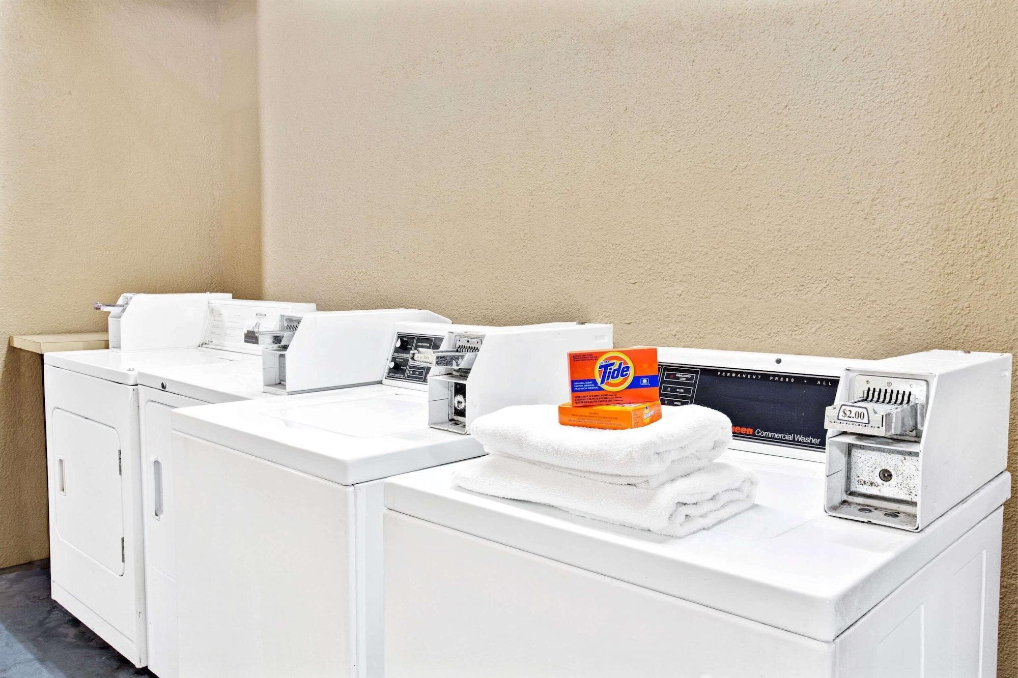 Set de Habitación Super 8 by Wyndham Kissimmee/Maingate/Orlando Area