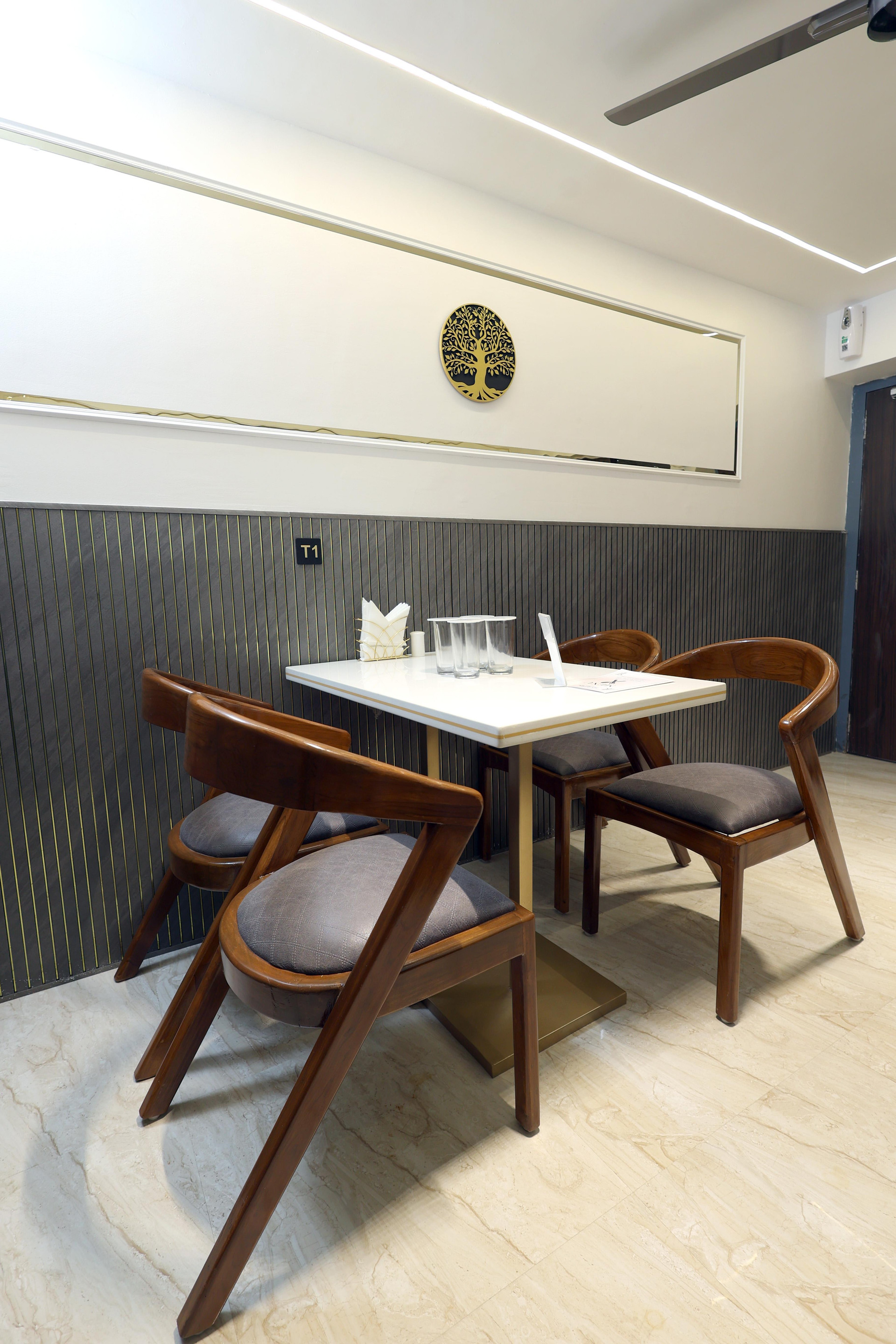 Restaurant Myotel - Santacruz