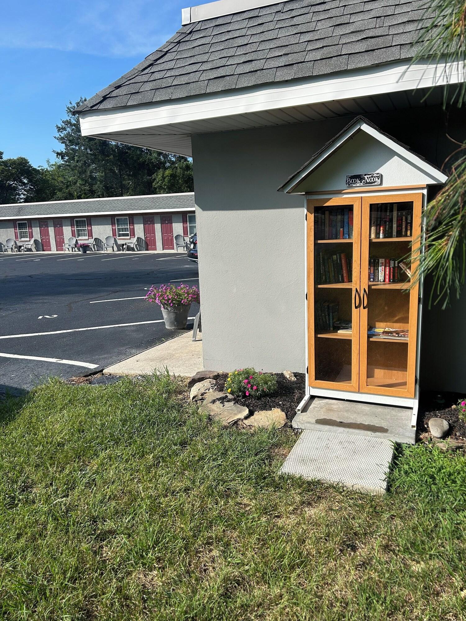 Vista Exterior Boulevard Motel