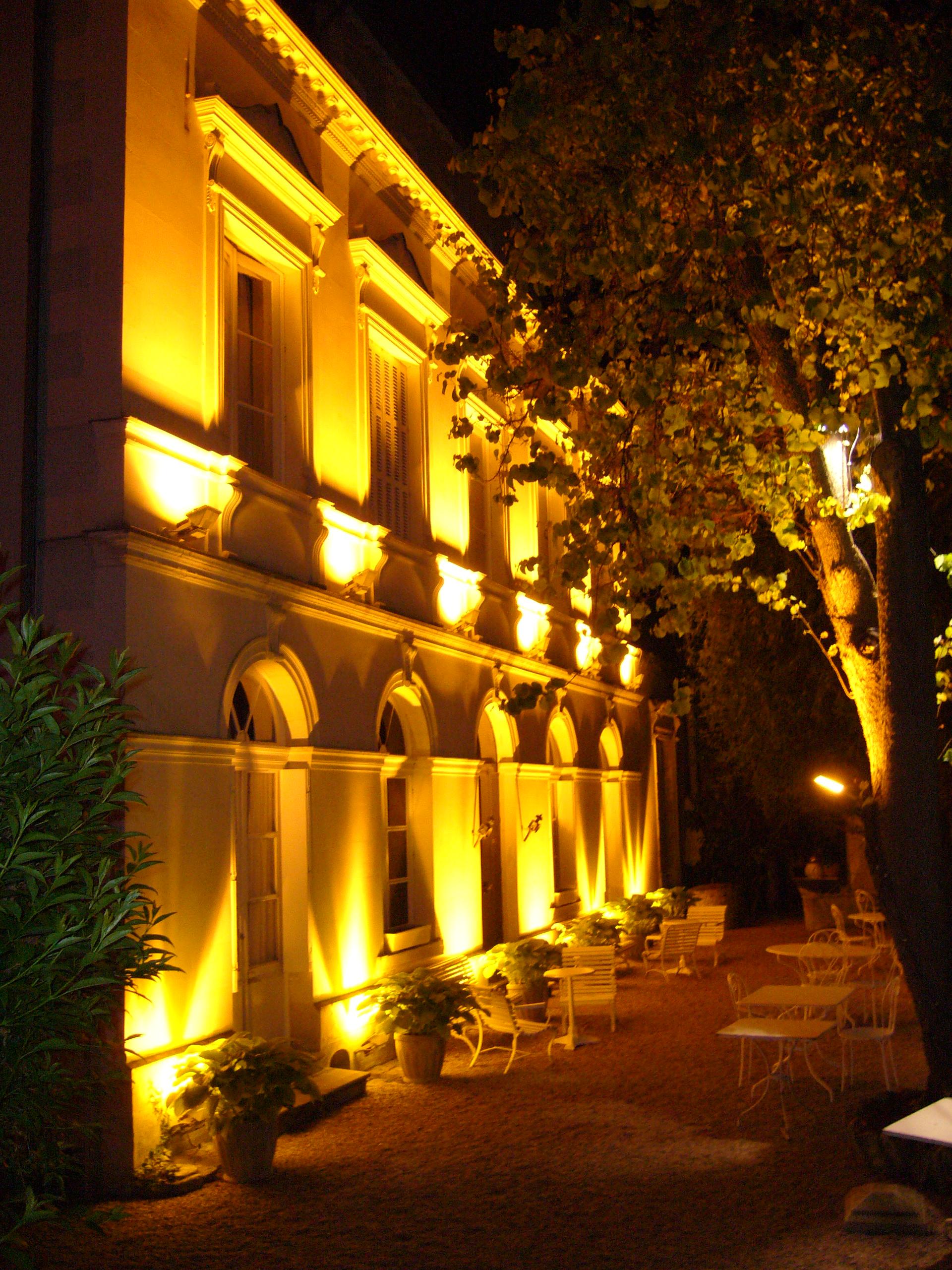 Vista Exterior Hotel Le Grand Monarque