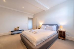Alquiler Vacacional - Stylish 1 Bedroom Apartment in Affluent Fulham