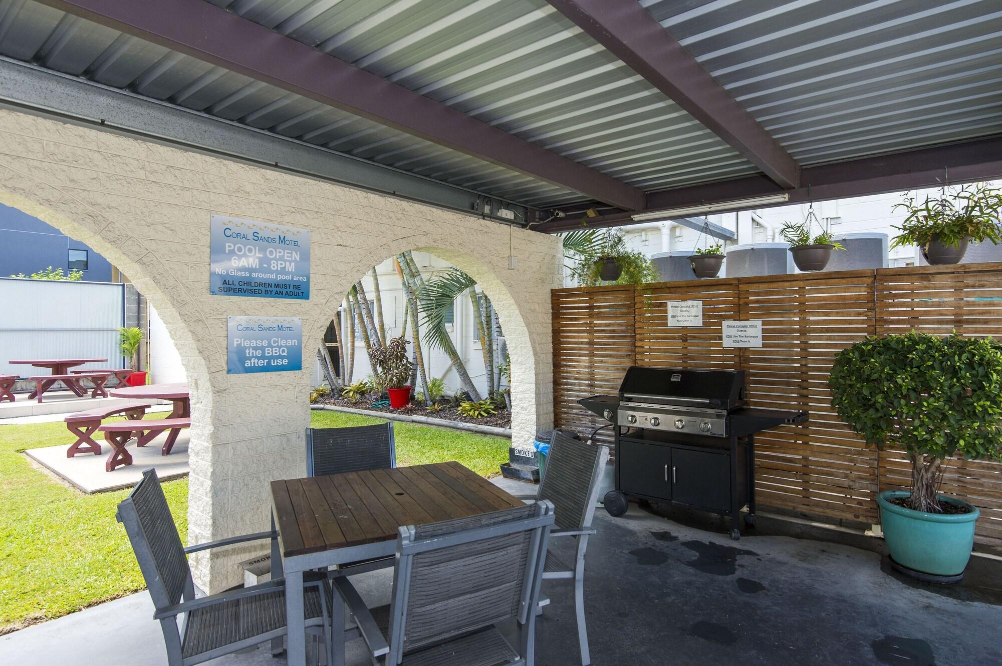 Hotel Coral Sands Motel